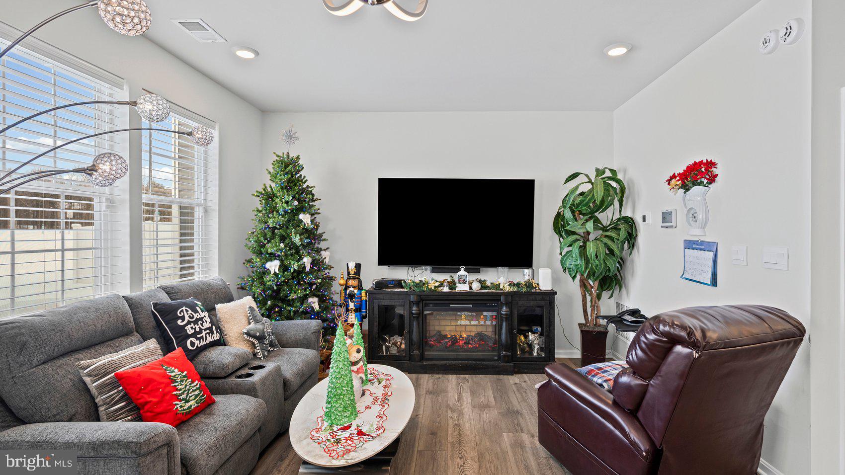 GREENWAY FARMS - Residential