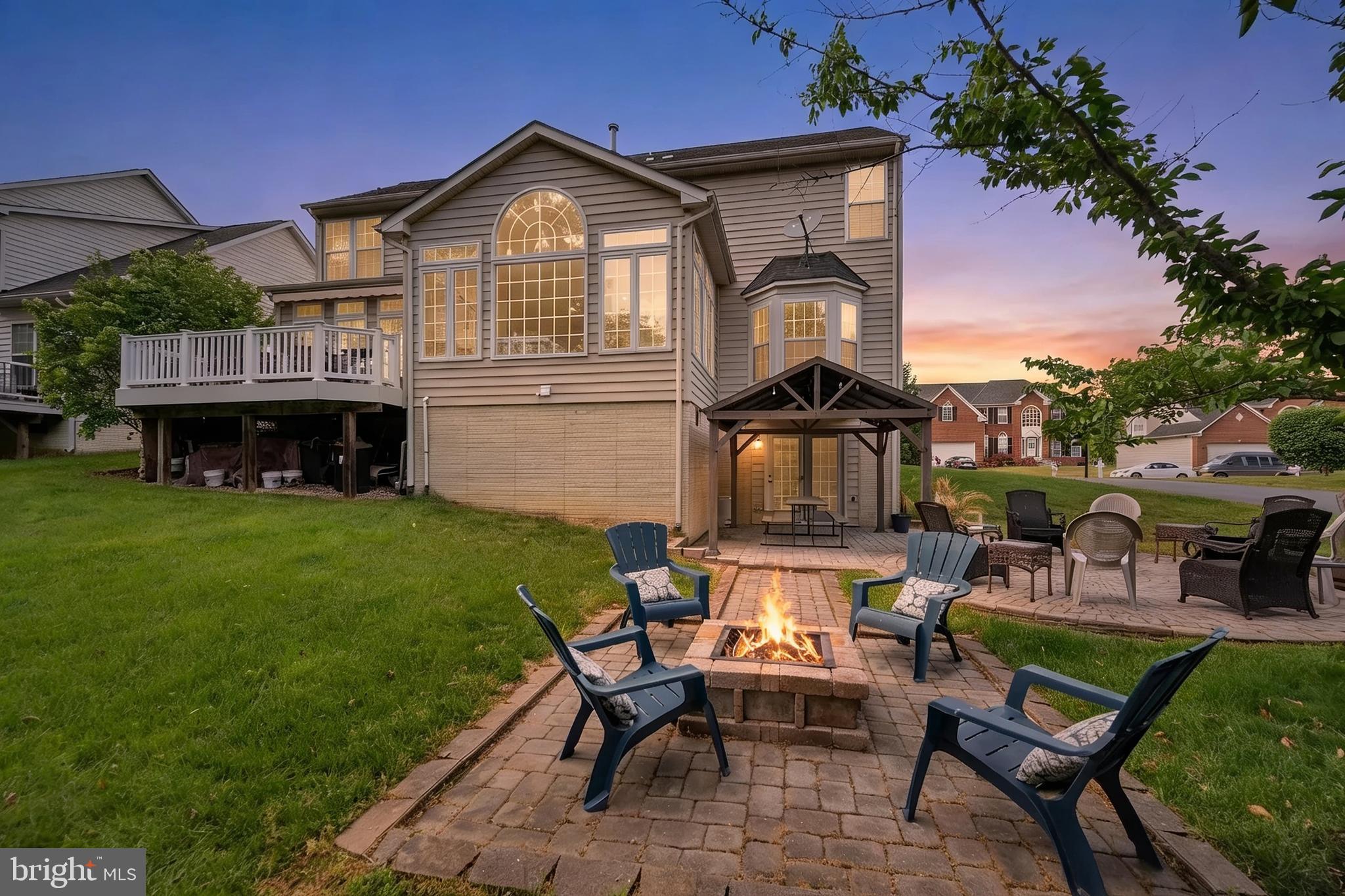 5954 PARSONS LANE
