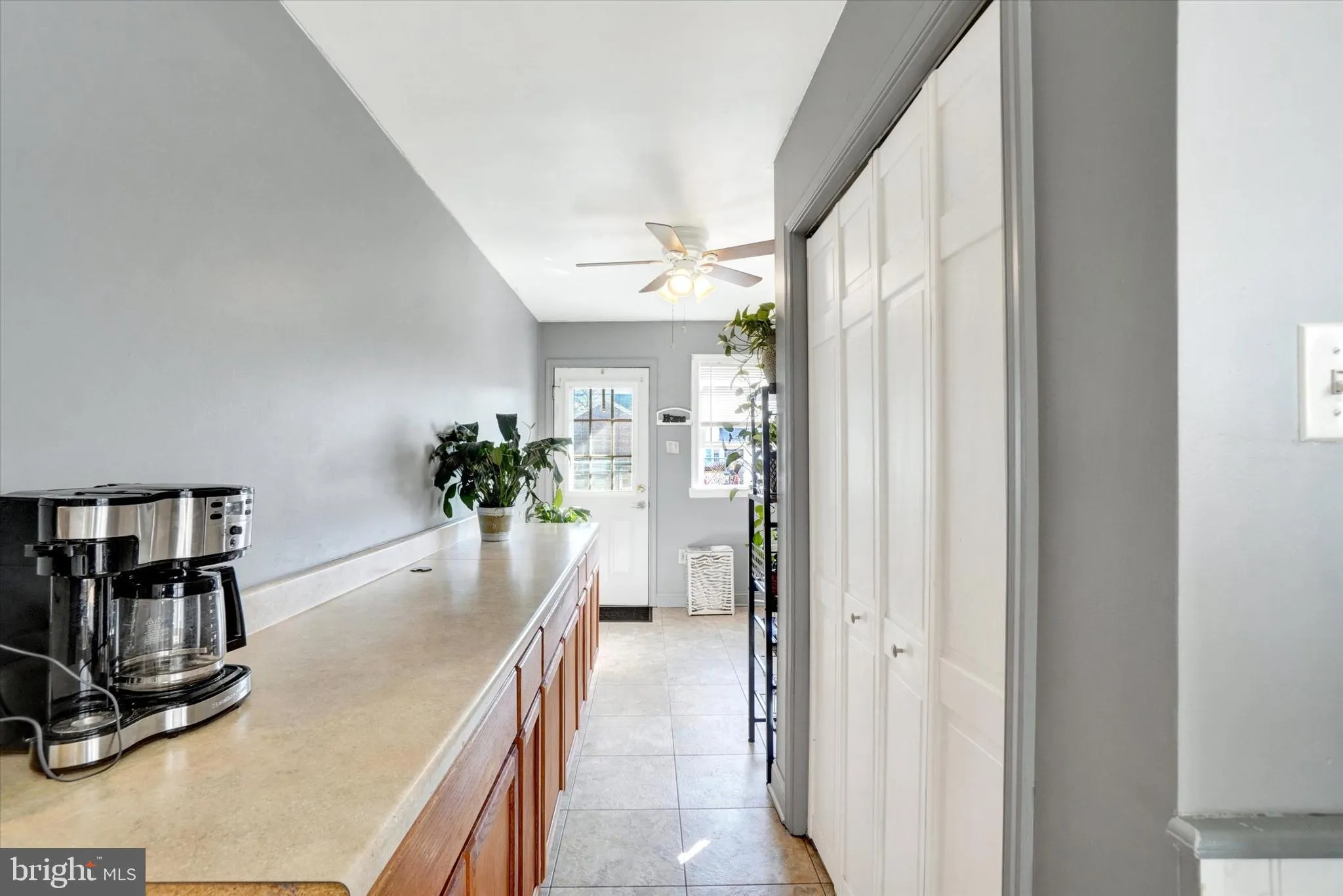 York, Pennsylvania 17403, United States, 2 Bedrooms Bedrooms, ,2 BathroomsBathrooms,Residential,Pending,6335