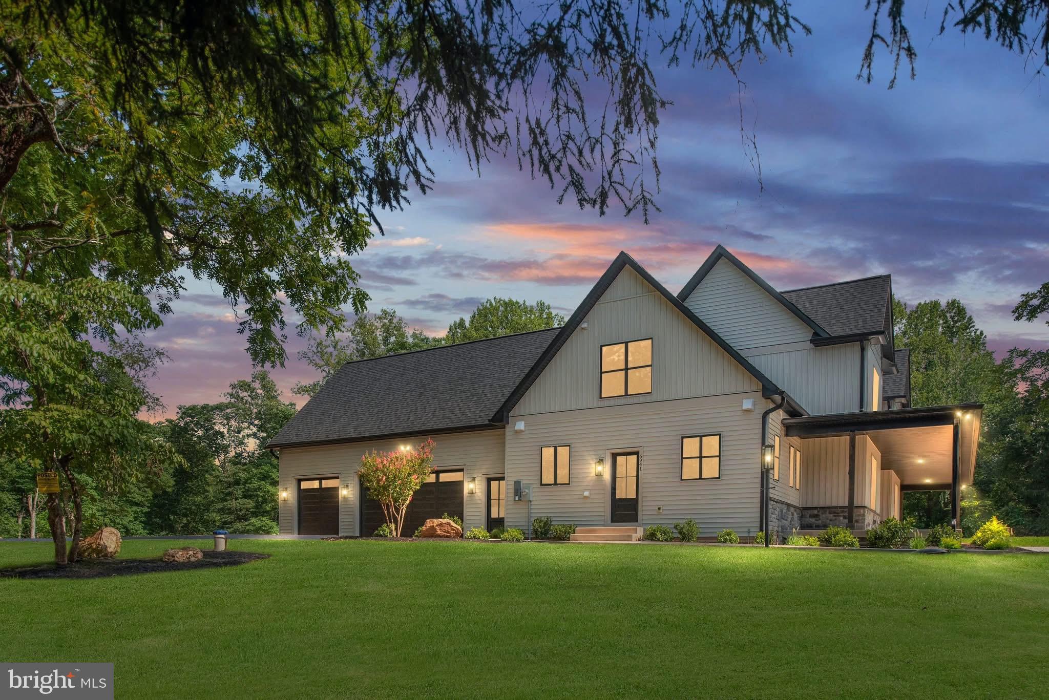 6941 GREAT OAK WAY