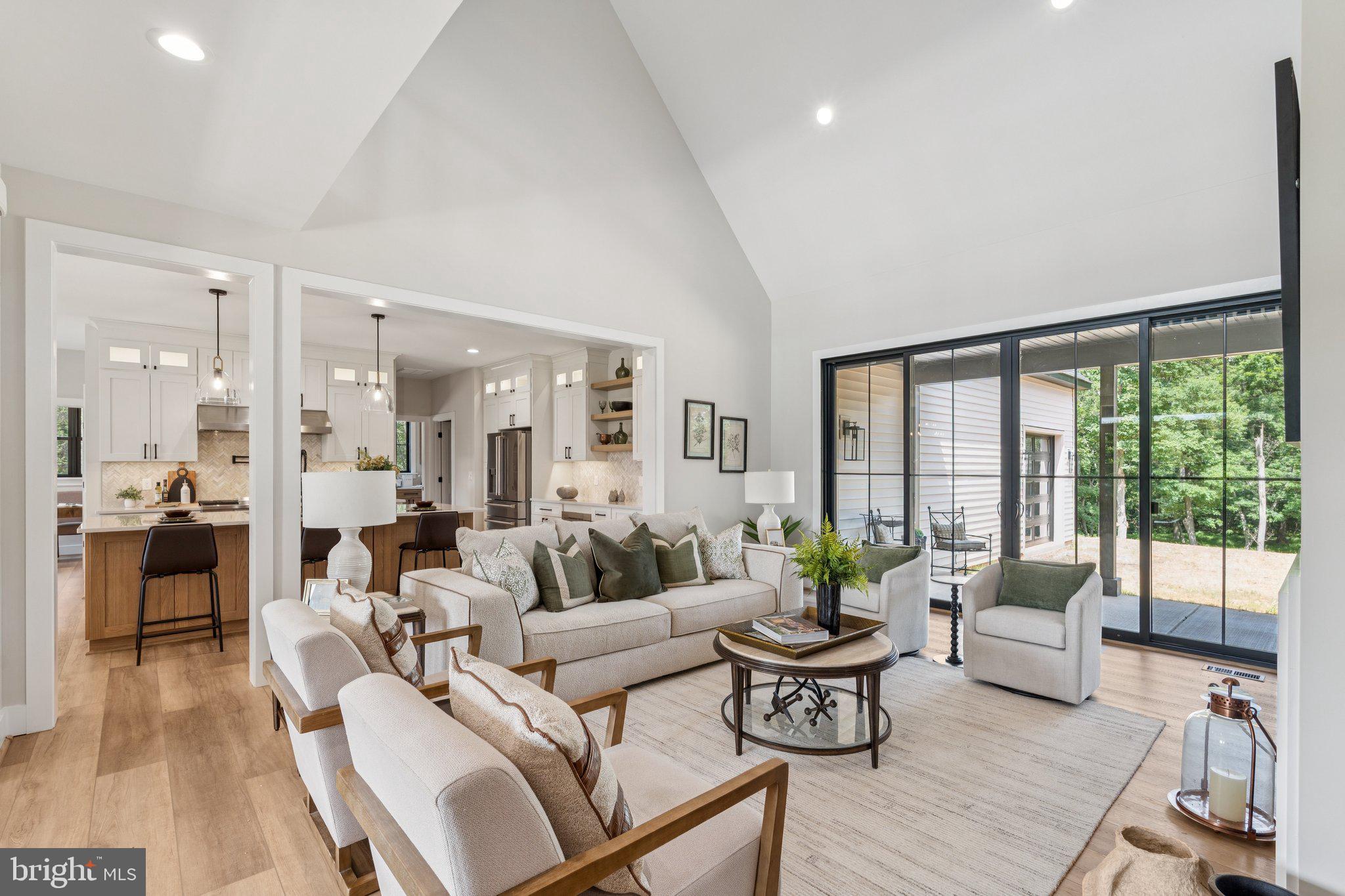 6941 GREAT OAK WAY
