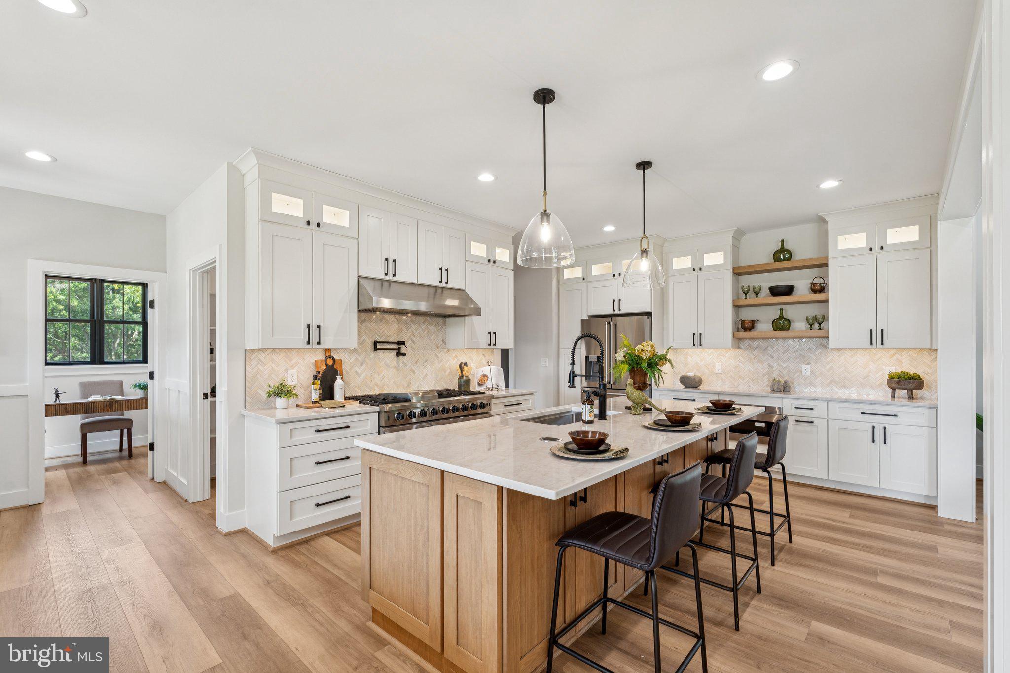 6941 GREAT OAK WAY