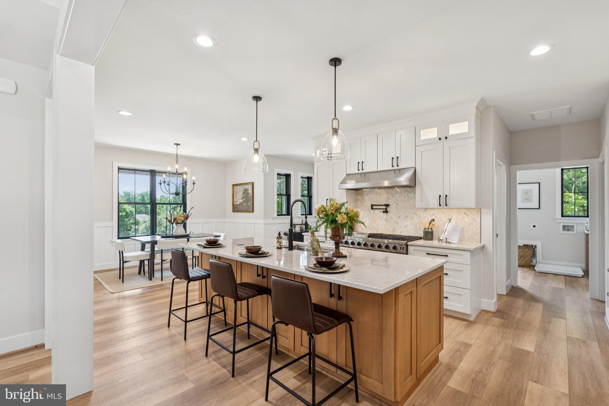 6941 GREAT OAK WAY