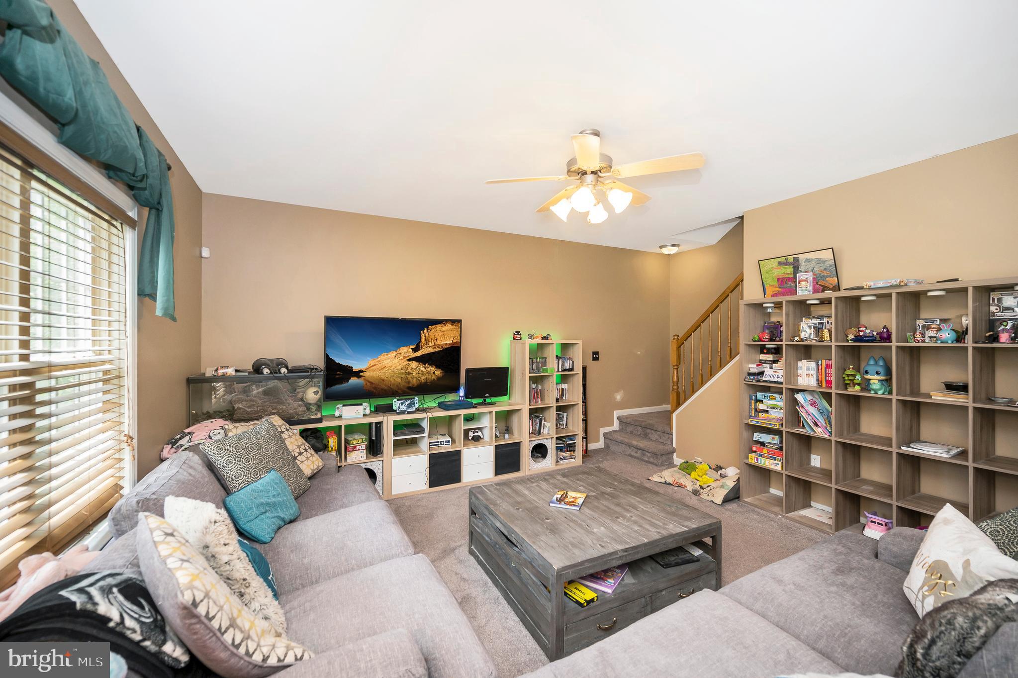 LADYSMITH VILLAGE - Residential