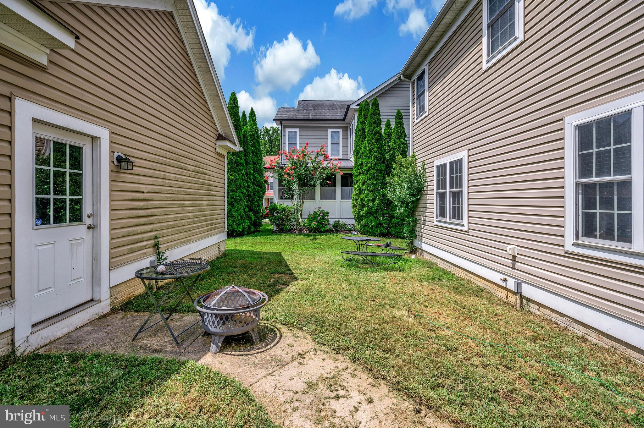 LADYSMITH VILLAGE - Residential