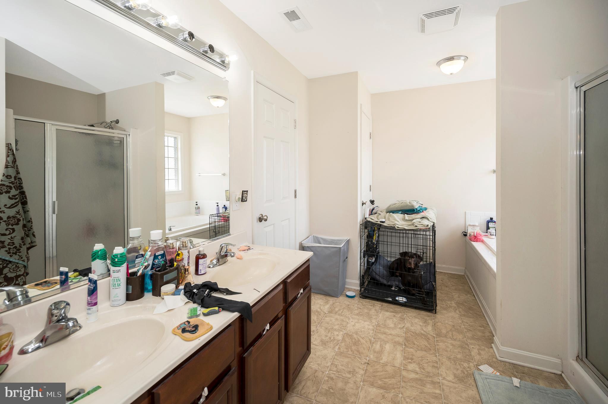 LADYSMITH VILLAGE - Residential