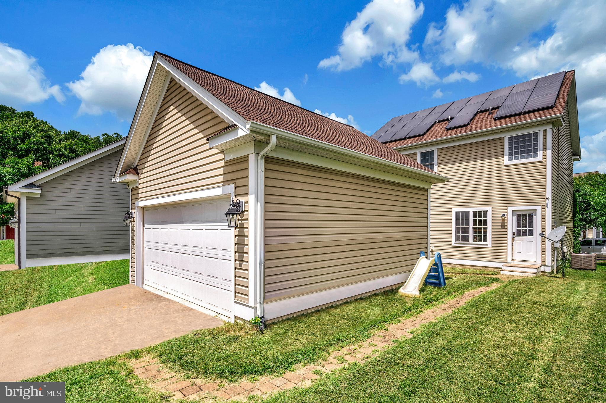 LADYSMITH VILLAGE - Residential