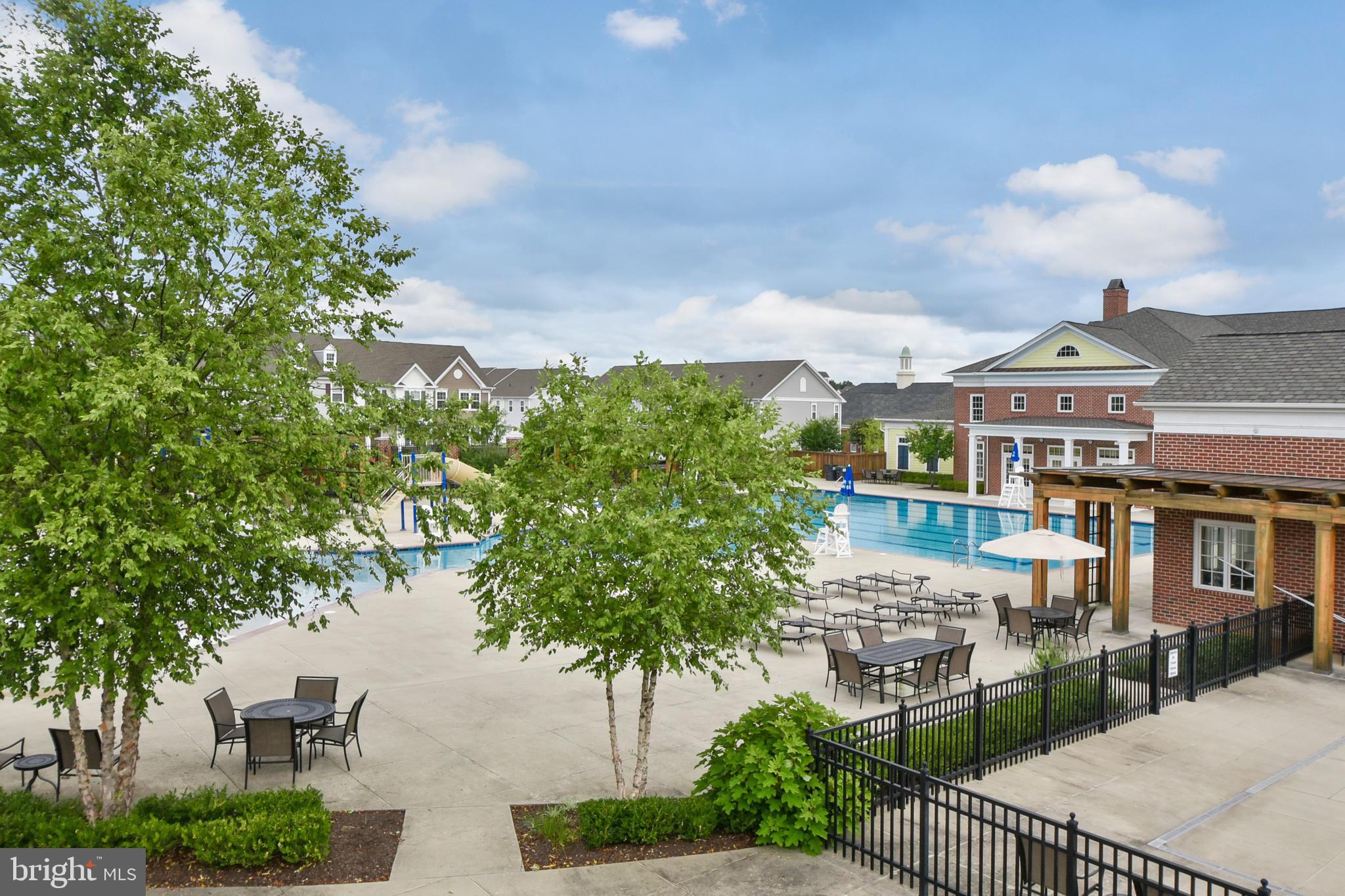 LADYSMITH VILLAGE - Residential