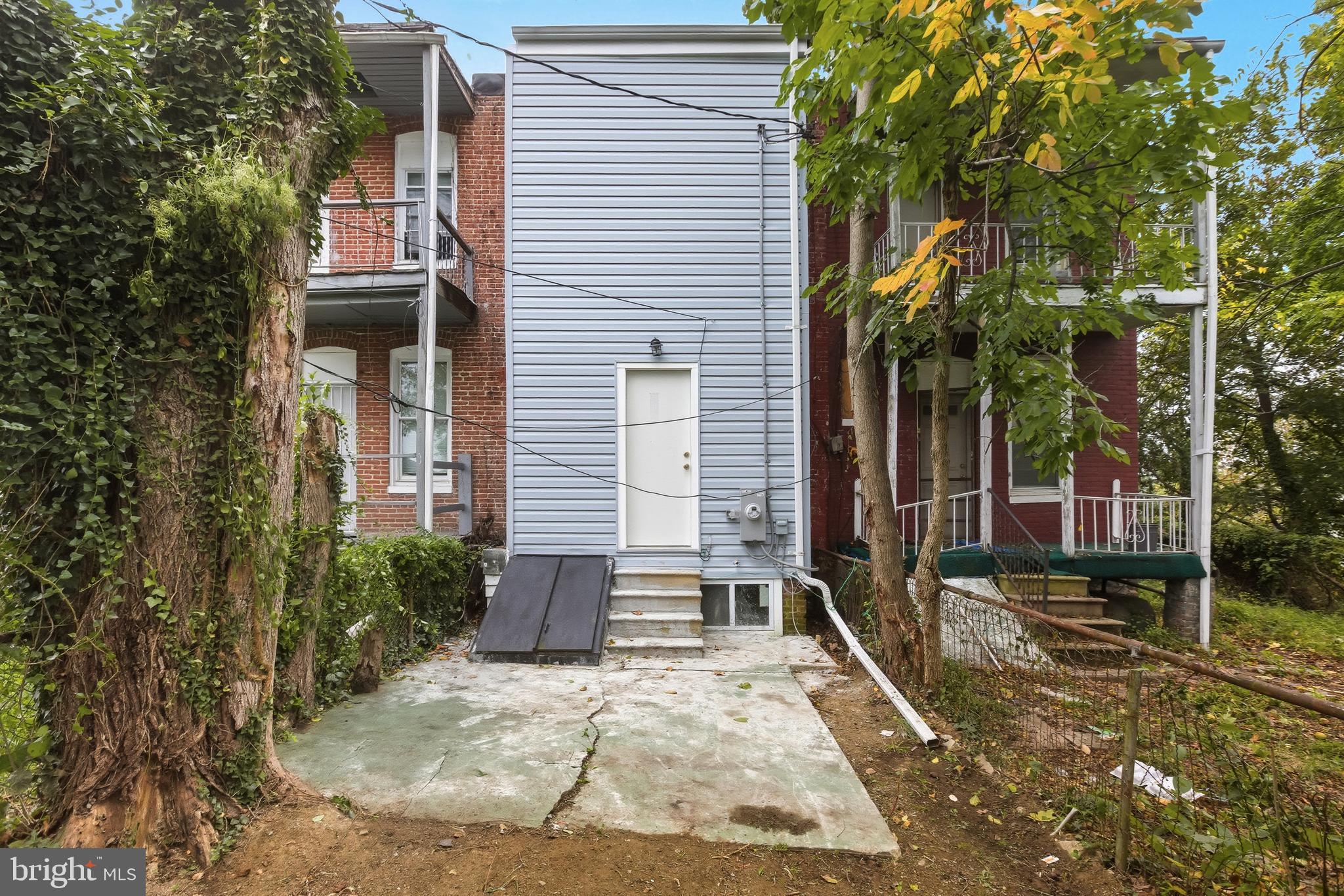 ROSEMONT - Residential