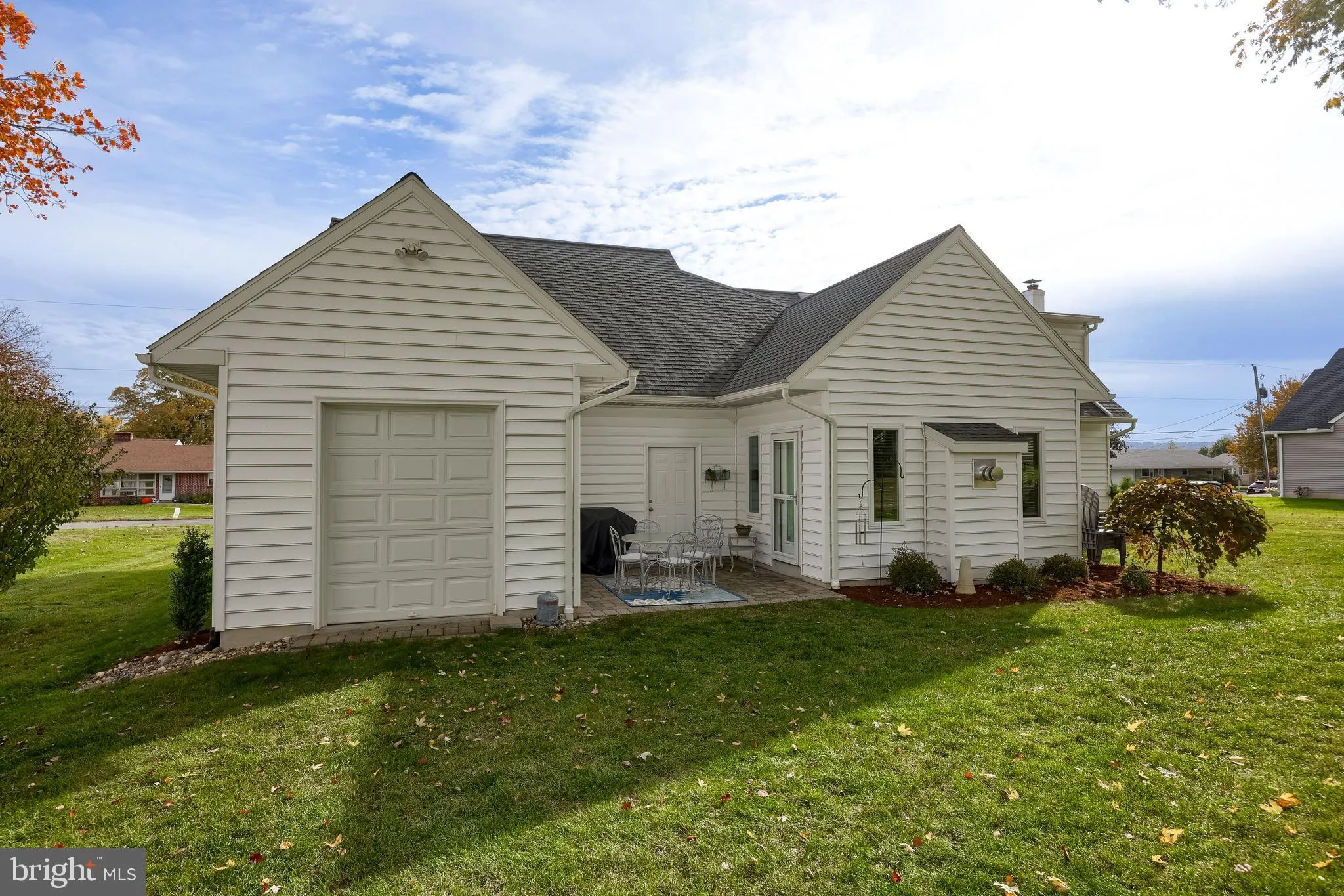 Strasburg, Pennsylvania 17579, United States, 3 Bedrooms Bedrooms, ,2 BathroomsBathrooms,Residential,Coming Soon,237820