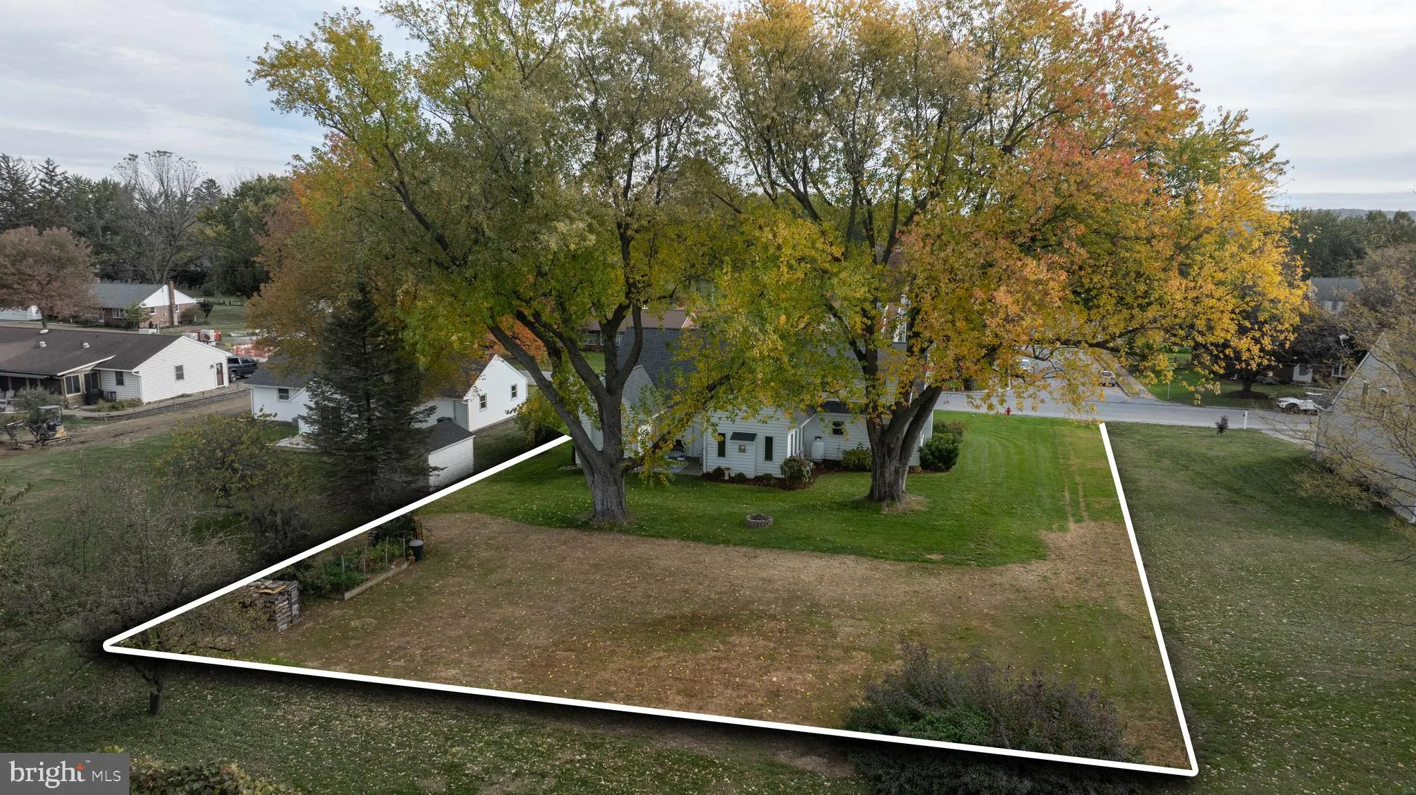 Strasburg, Pennsylvania 17579, United States, 3 Bedrooms Bedrooms, ,2 BathroomsBathrooms,Residential,Coming Soon,237820