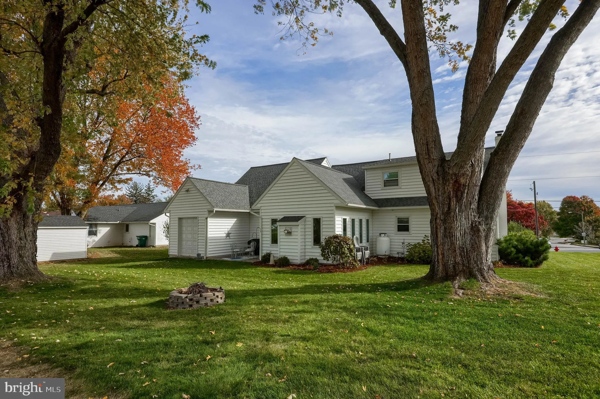 Strasburg, Pennsylvania 17579, United States, 3 Bedrooms Bedrooms, ,2 BathroomsBathrooms,Residential,Coming Soon,237820