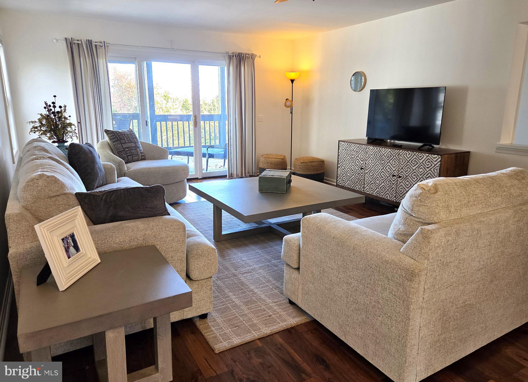 10 ERICSSON AVENUE 31