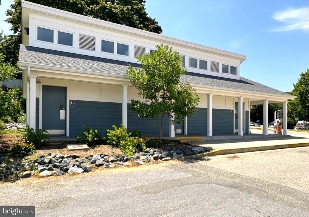 RIGBIE BLUFF - Residential