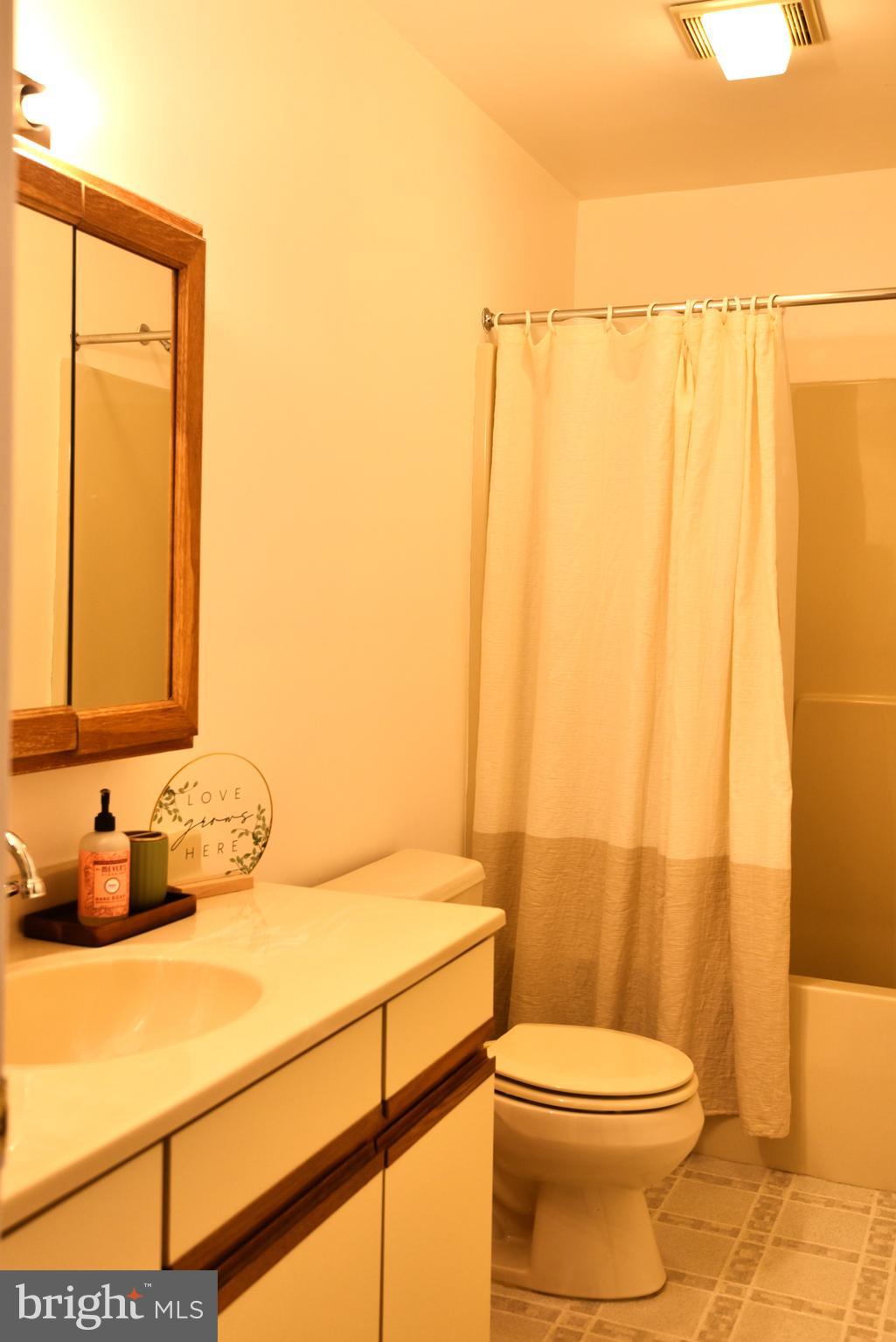 RIGBIE BLUFF - Residential