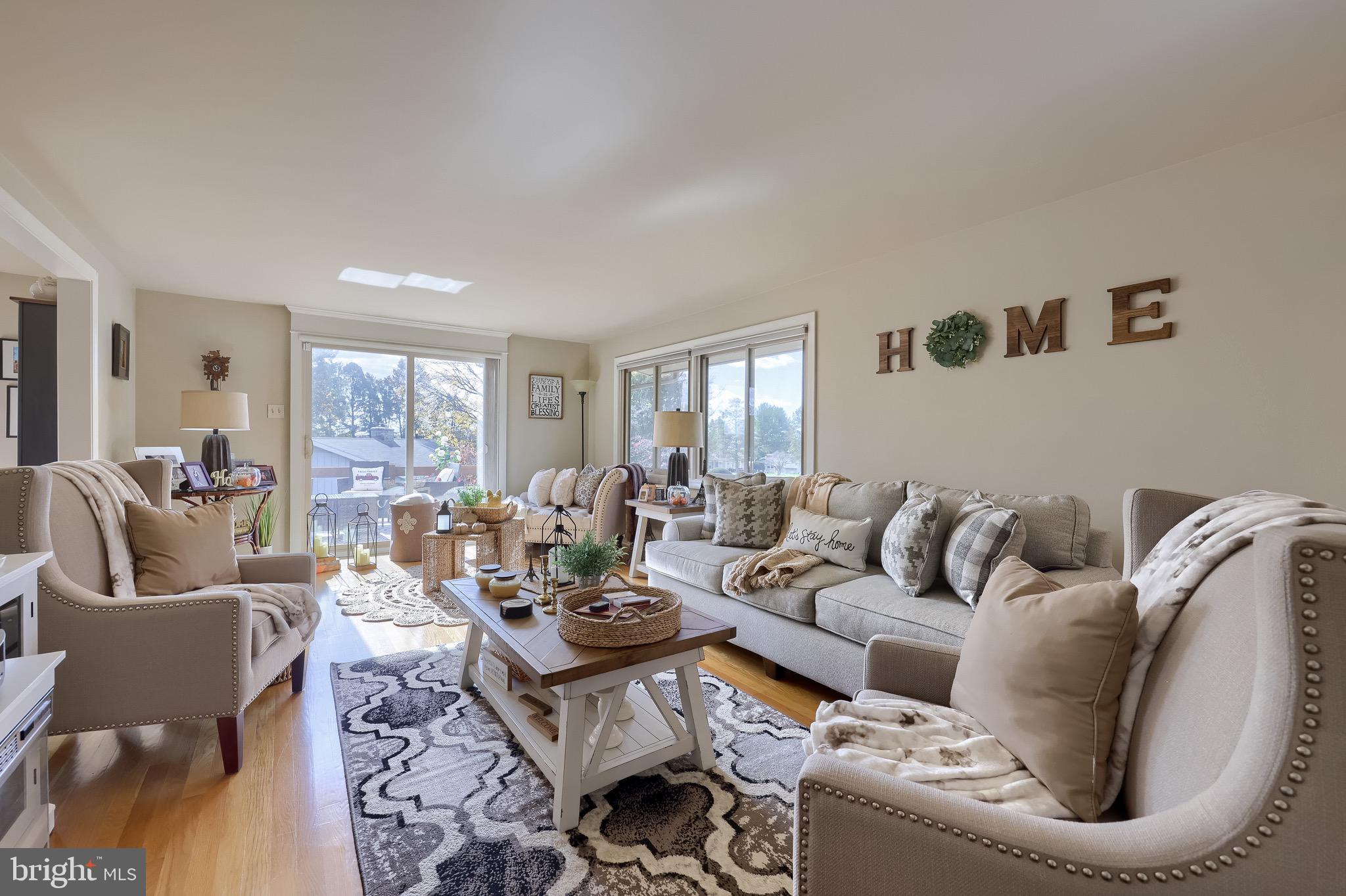 310 BLUFF VIEW DRIVE