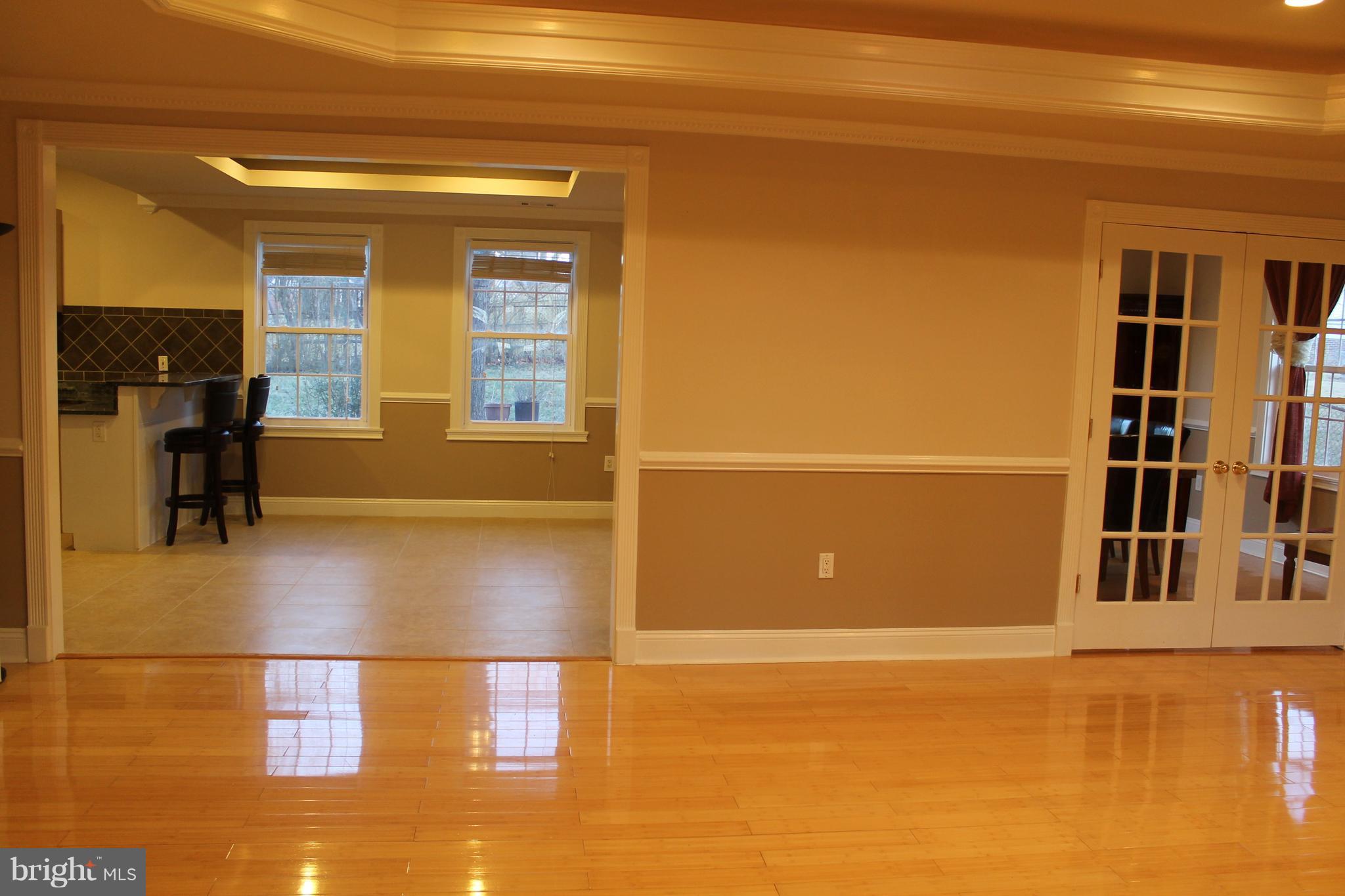 LYNBROOK - Residential Lease