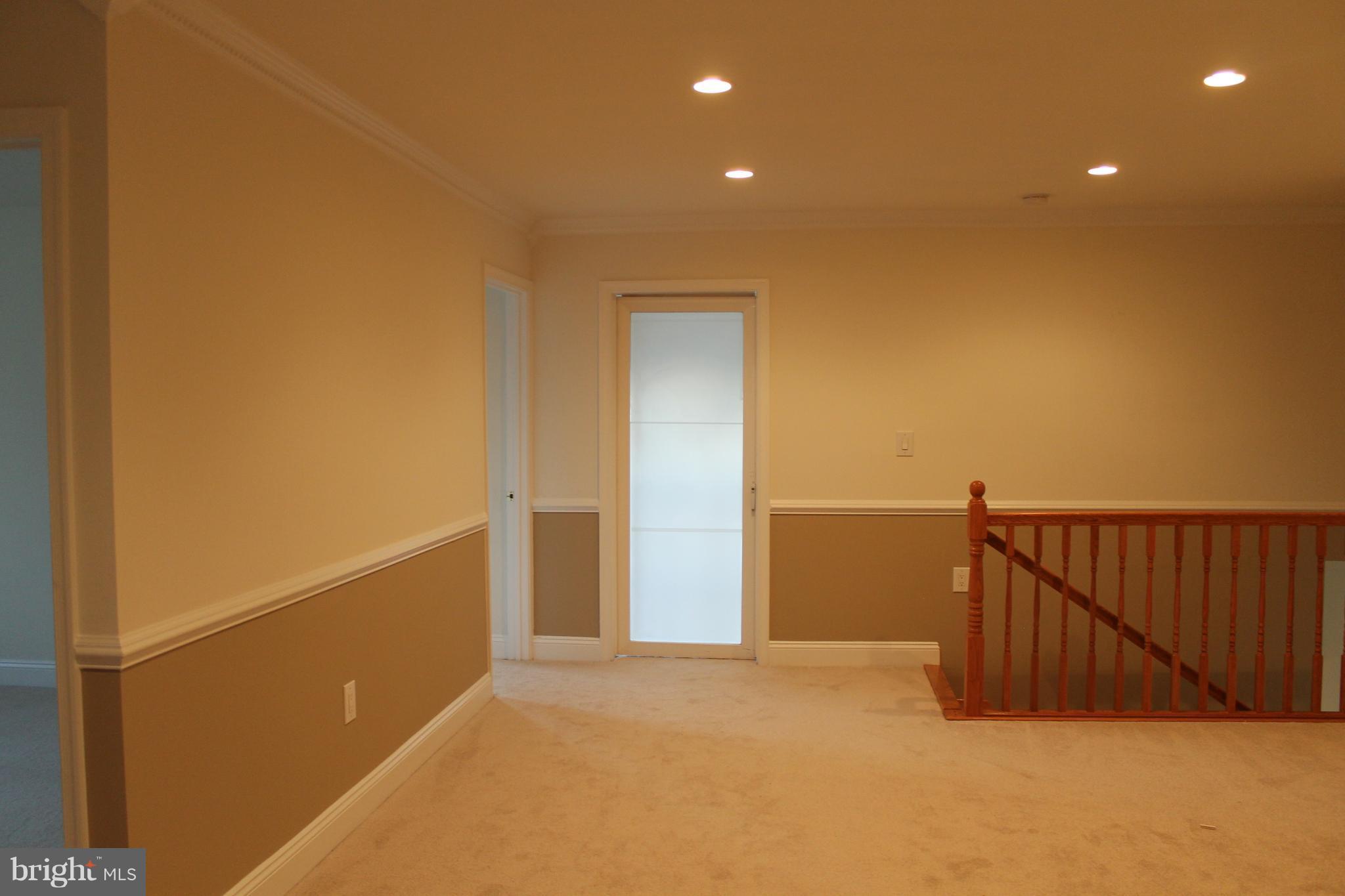 LYNBROOK - Residential Lease