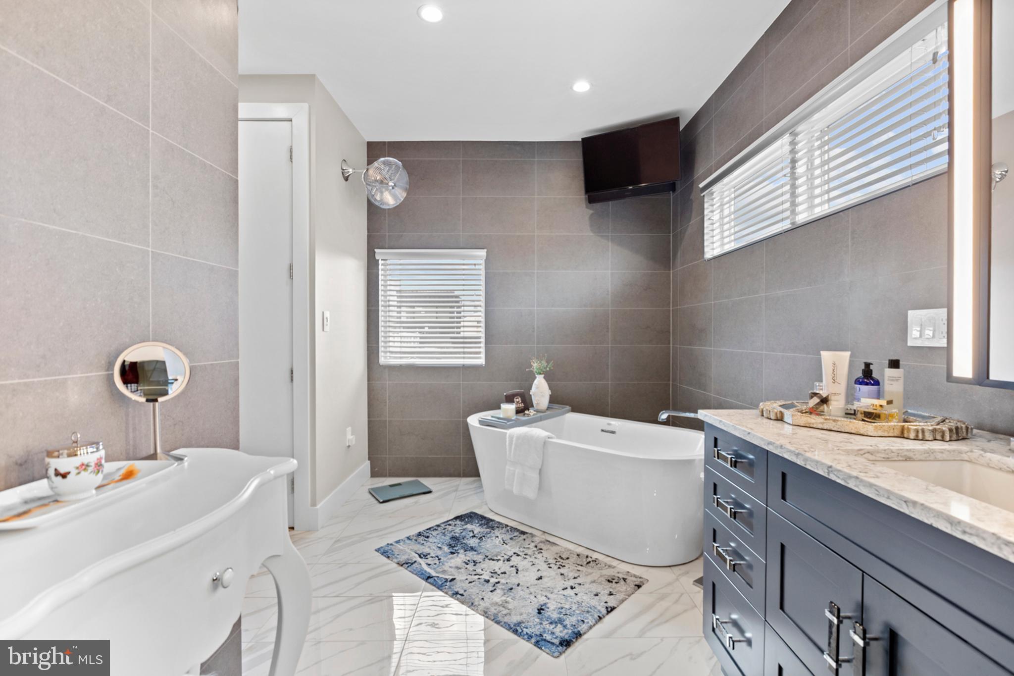 FITLER SQUARE - Residential