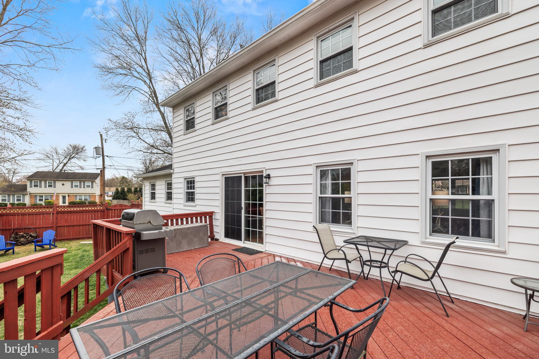 HAYFIELD FARM - Residential