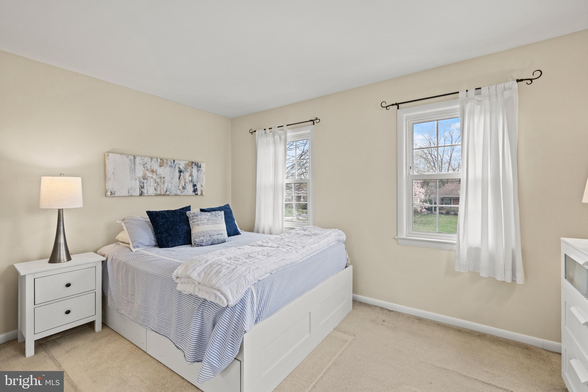 HAYFIELD FARM - Residential