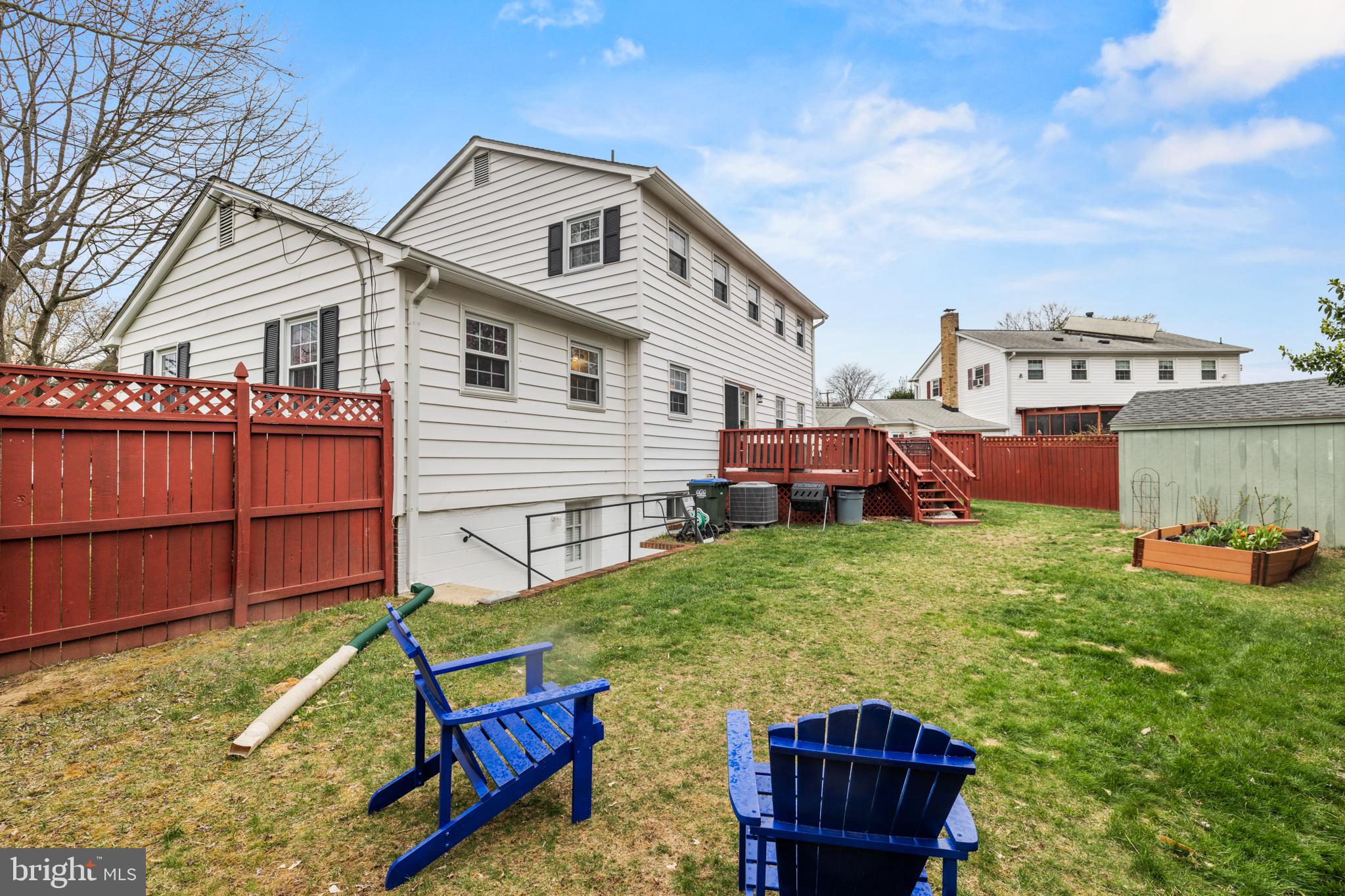 HAYFIELD FARM - Residential