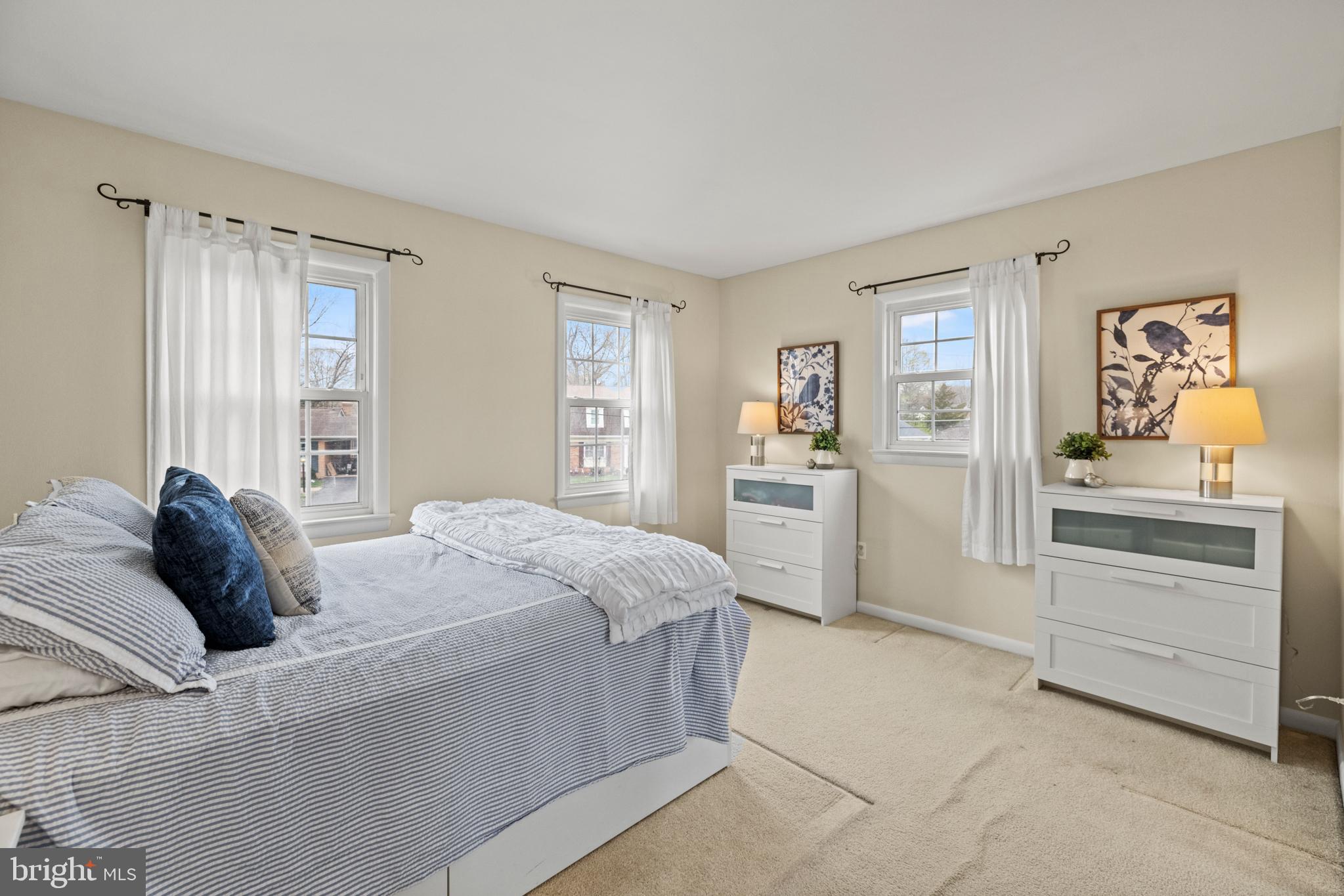 HAYFIELD FARM - Residential