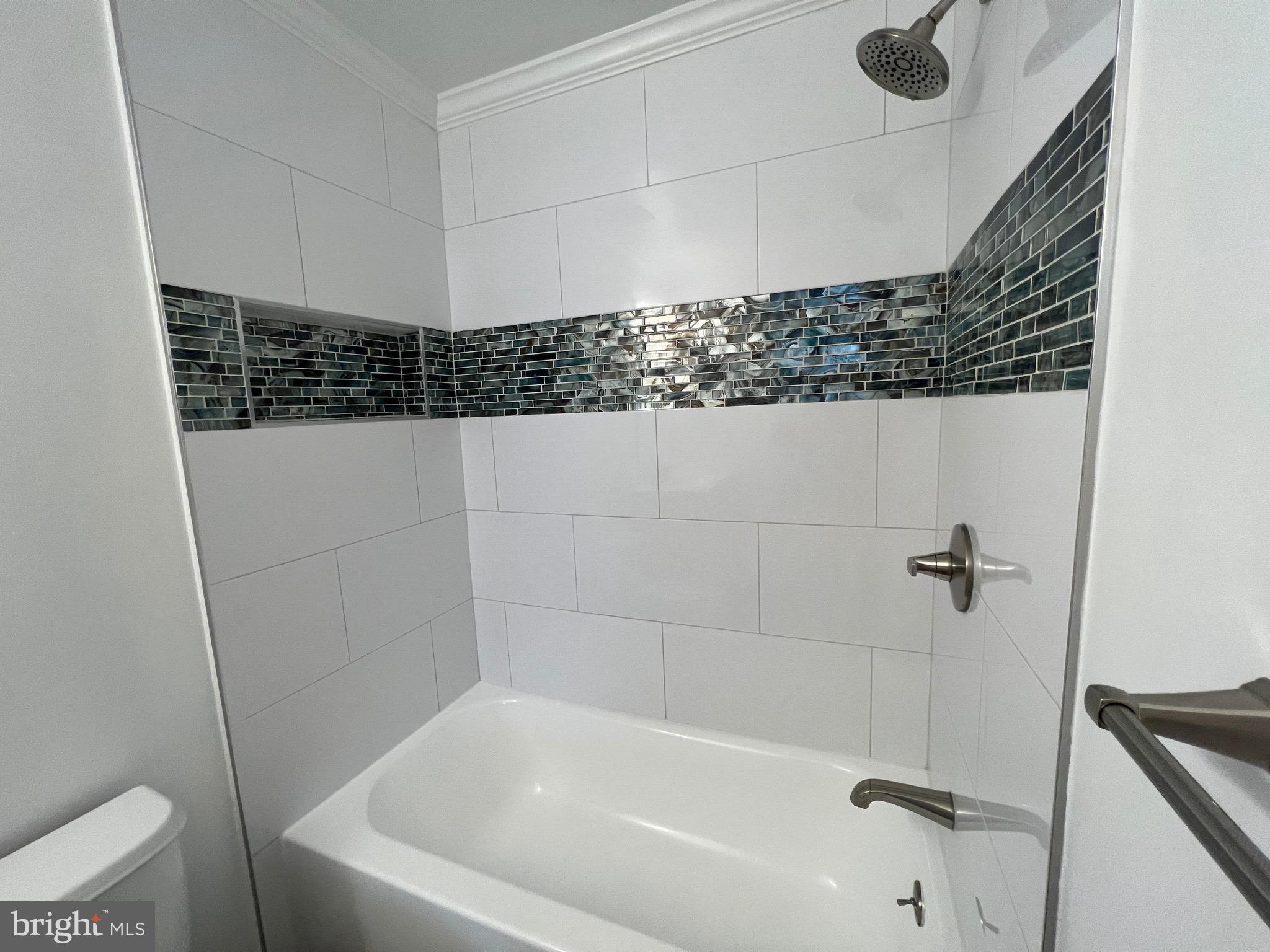 FOX CHASE/EXETER - Residential Lease