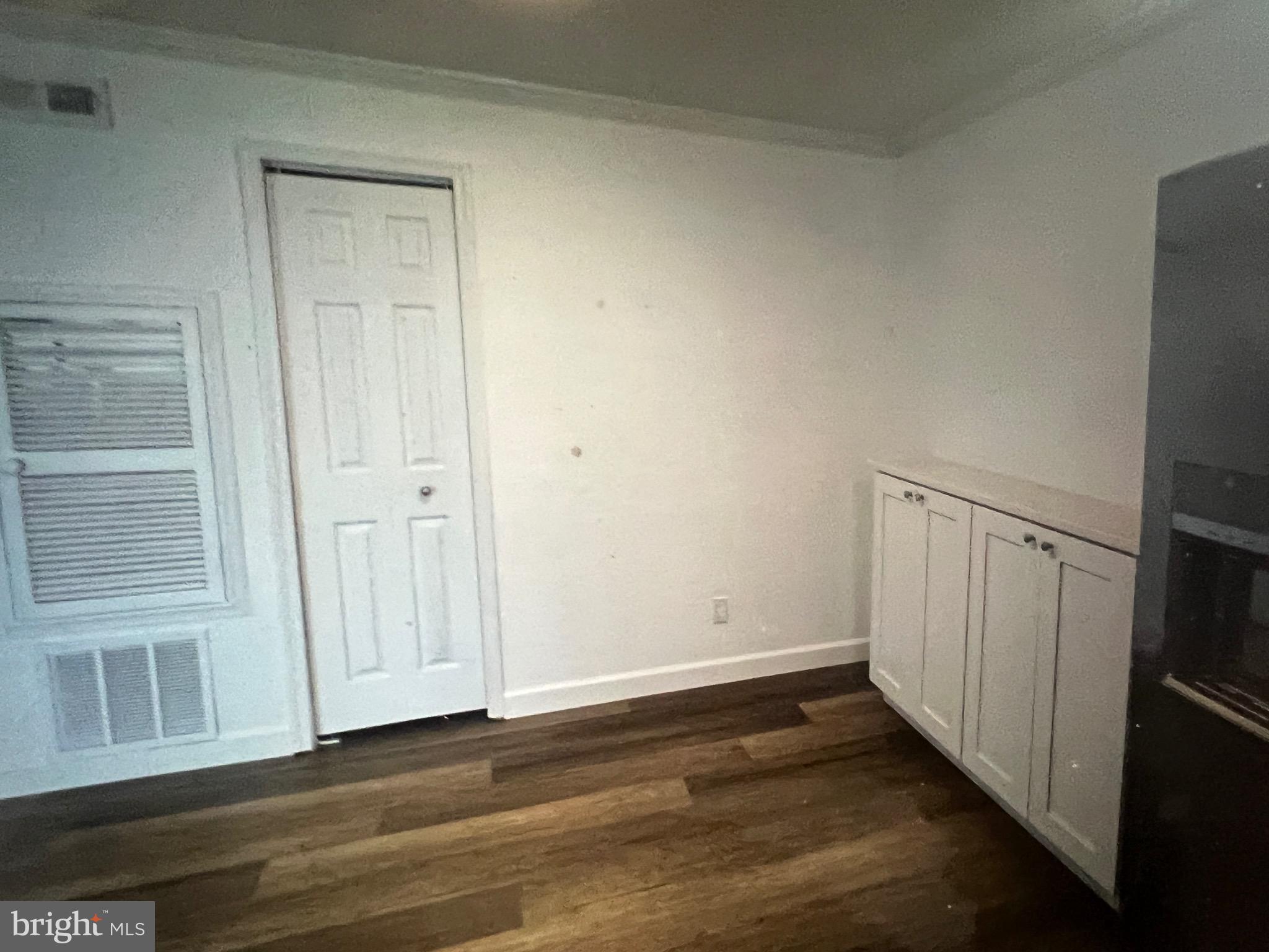 FOX CHASE/EXETER - Residential Lease