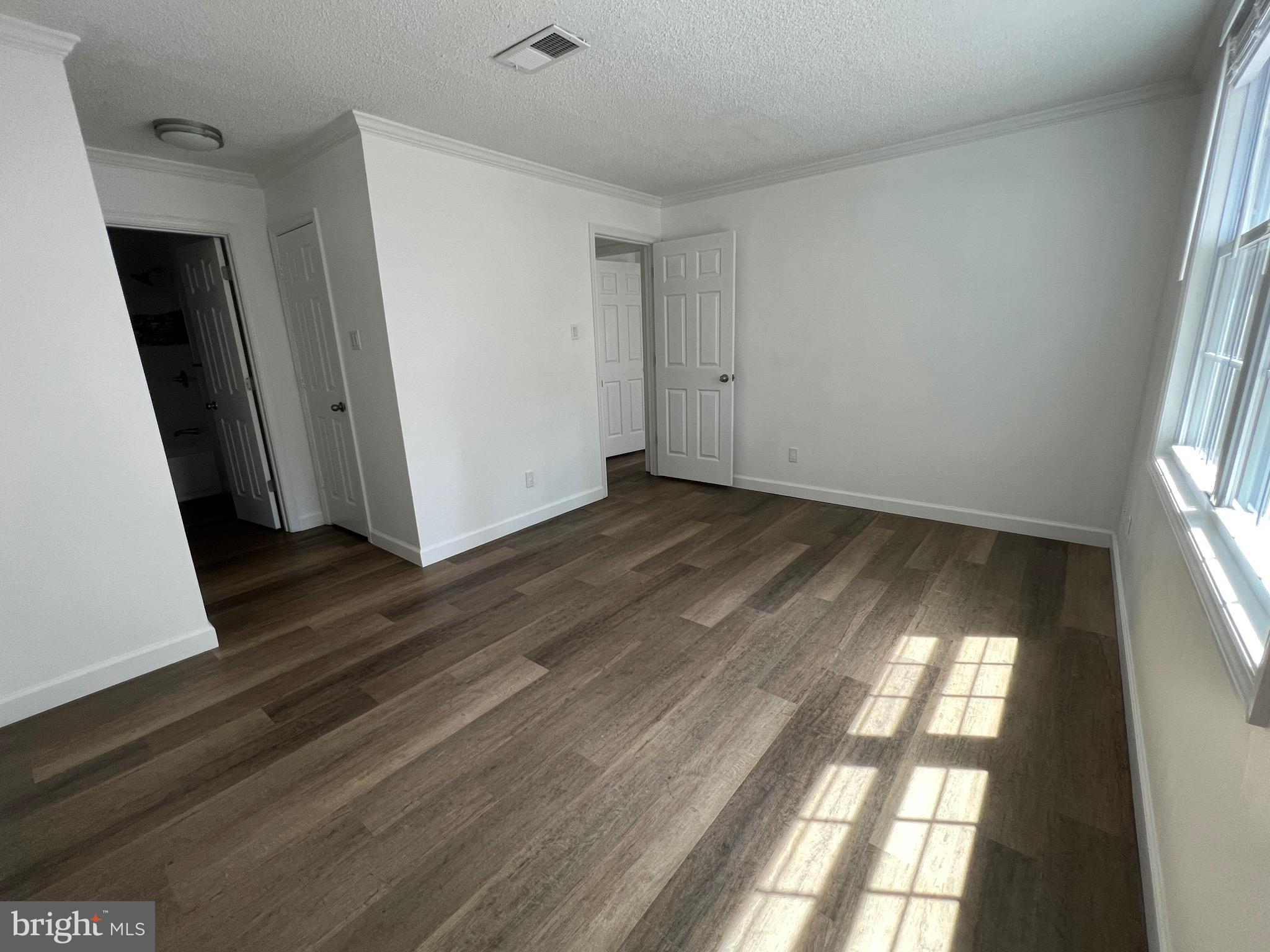 FOX CHASE/EXETER - Residential Lease