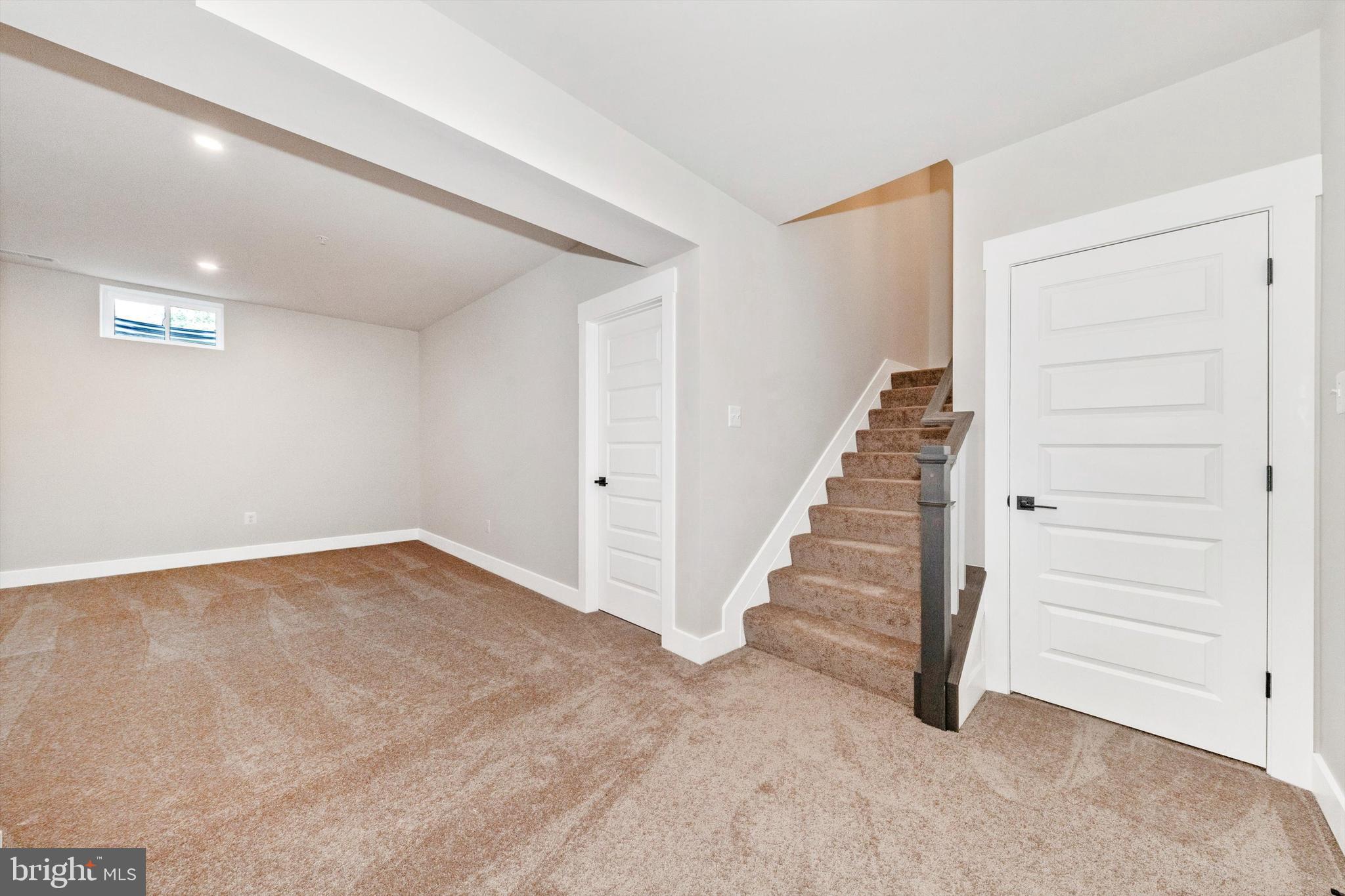 WOODRIDGE AT LAKE LINGANORE - Residential