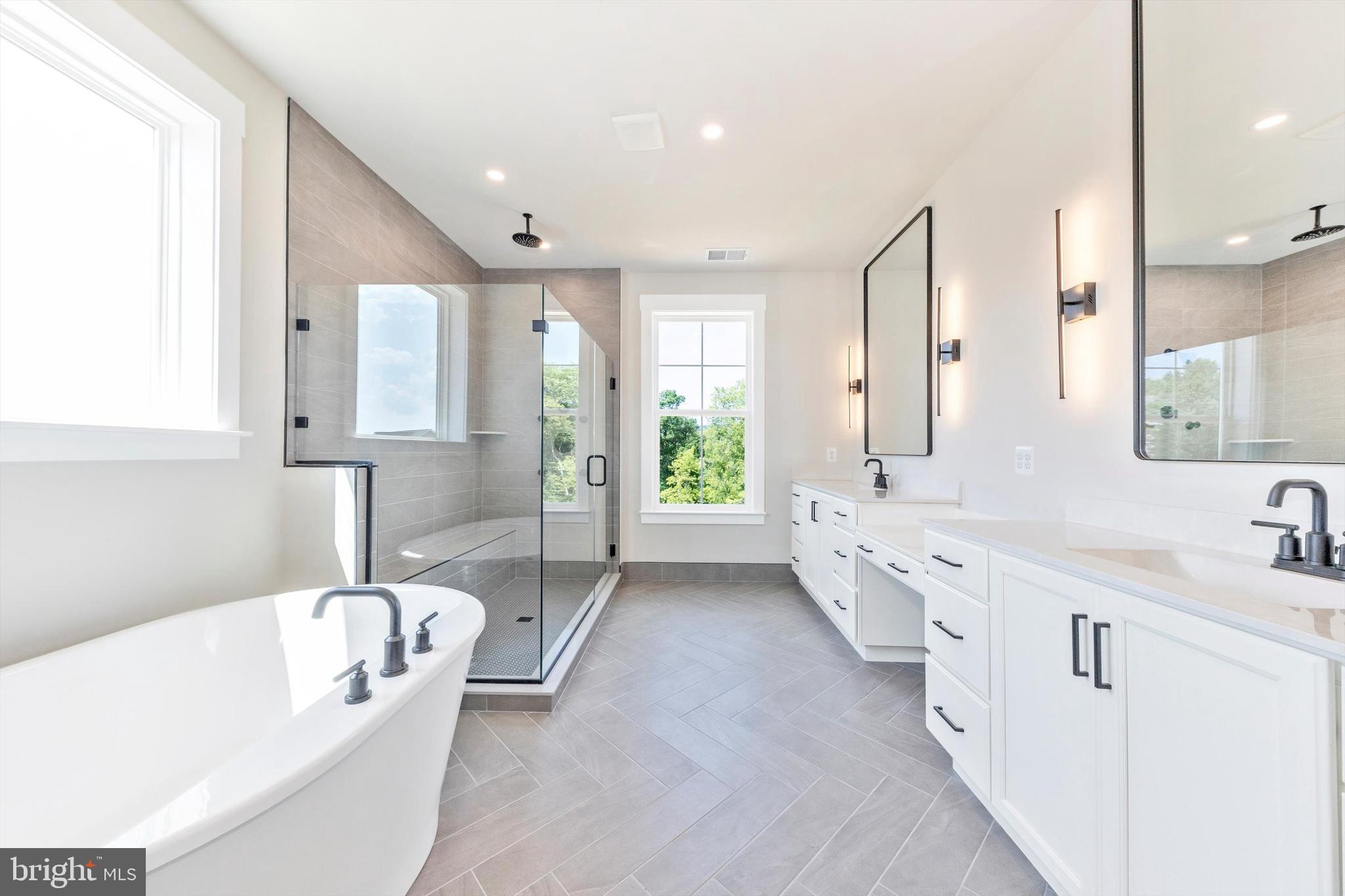 WOODRIDGE AT LAKE LINGANORE - Residential