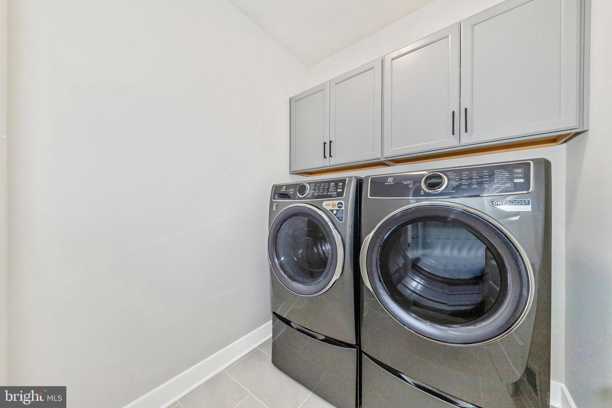 WOODRIDGE AT LAKE LINGANORE - Residential