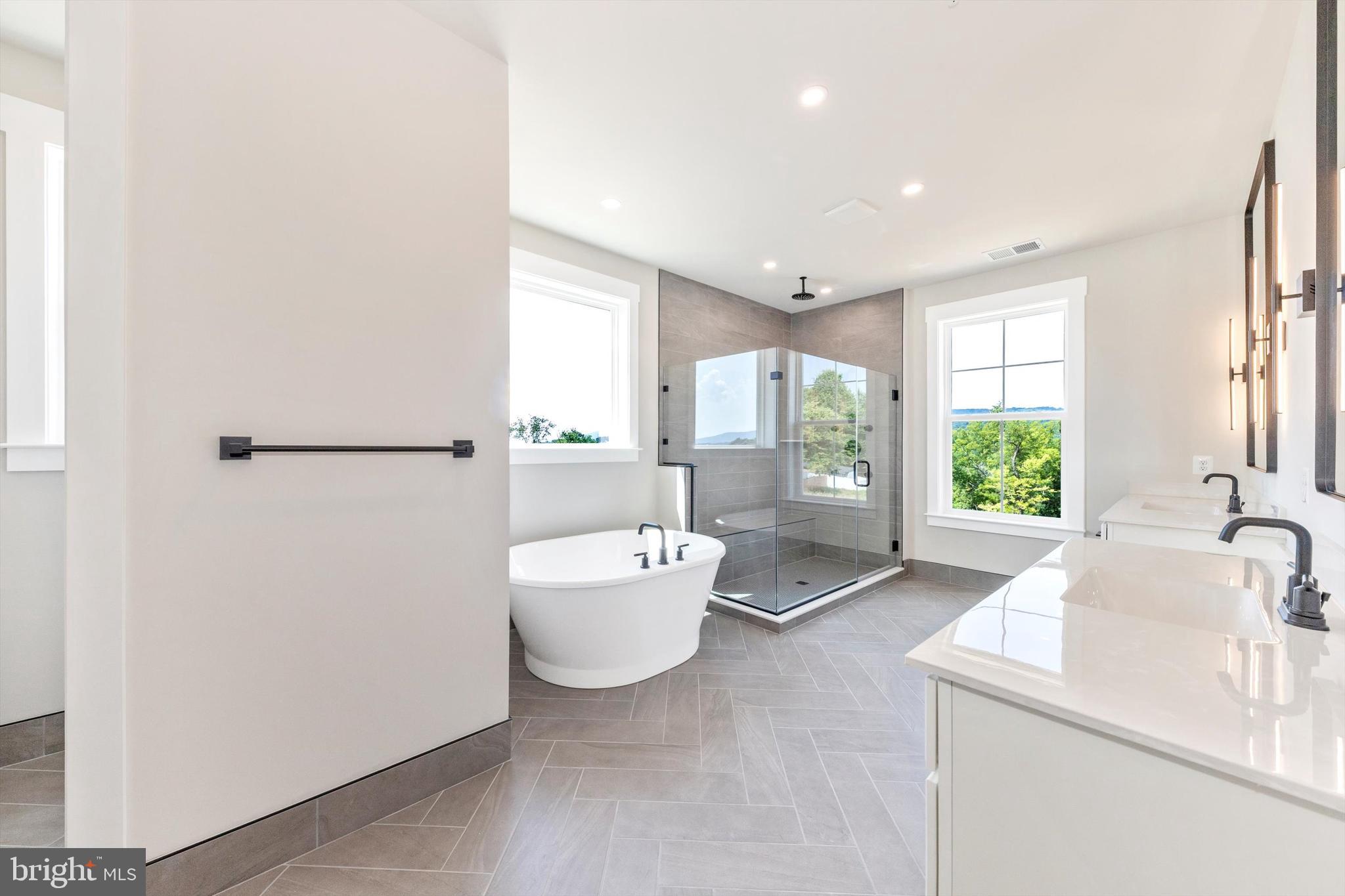 WOODRIDGE AT LAKE LINGANORE - Residential