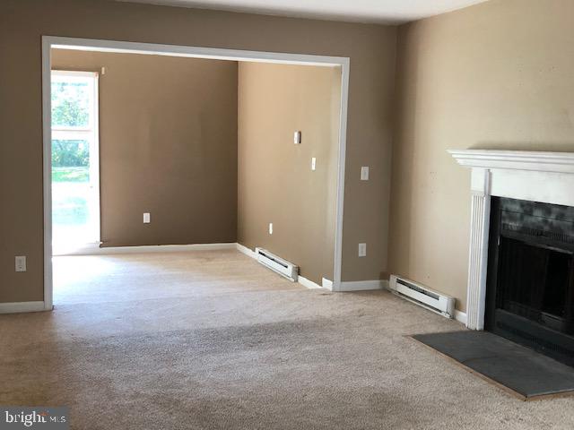 SMUGGLERS COVE - Residential