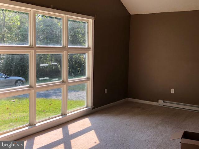 SMUGGLERS COVE - Residential