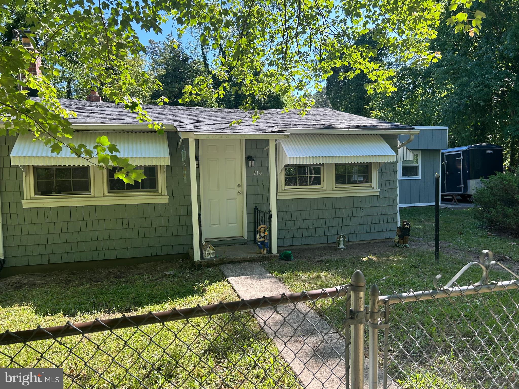 215 FILBERT AVENUE