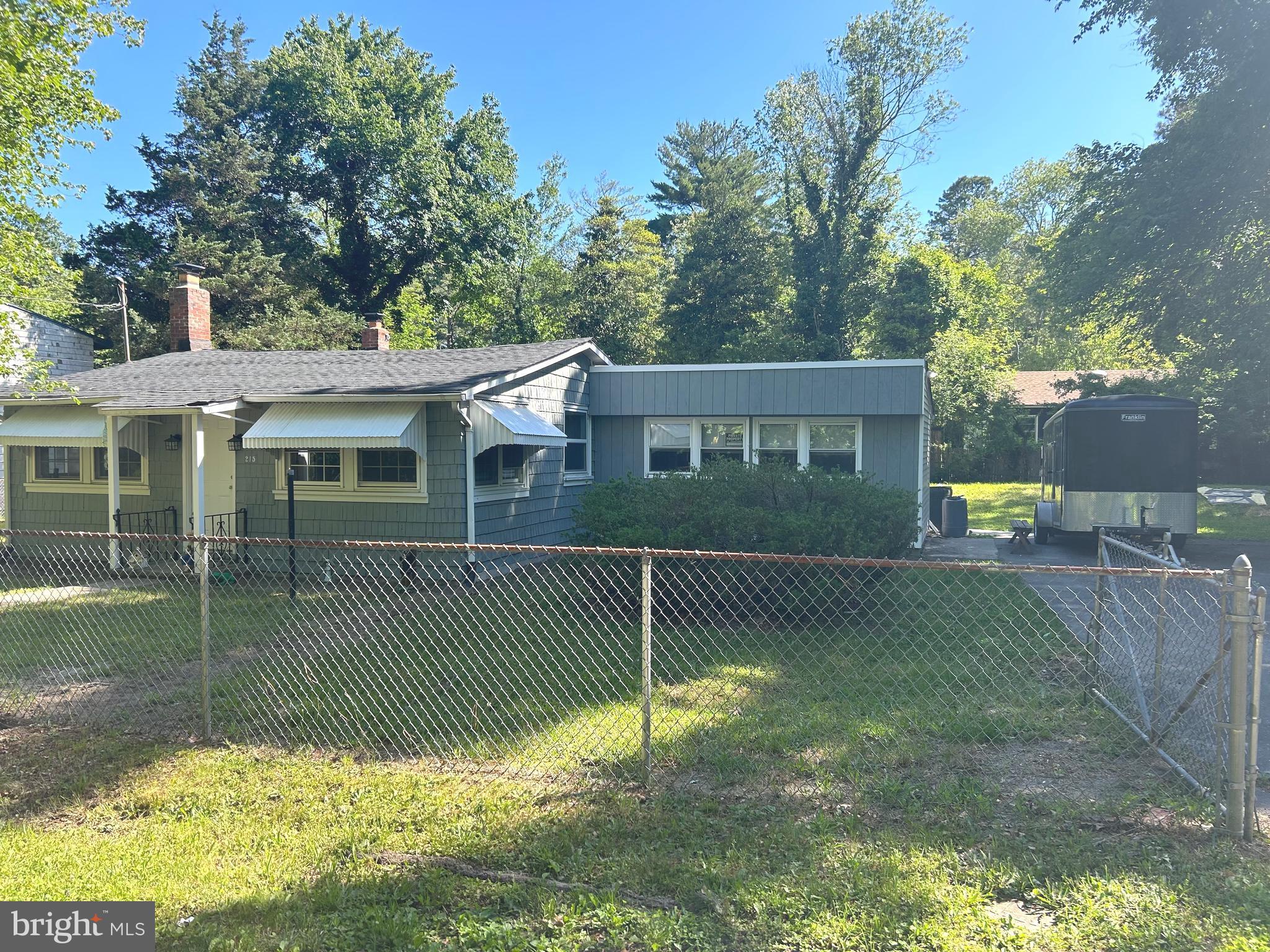 215 FILBERT AVENUE