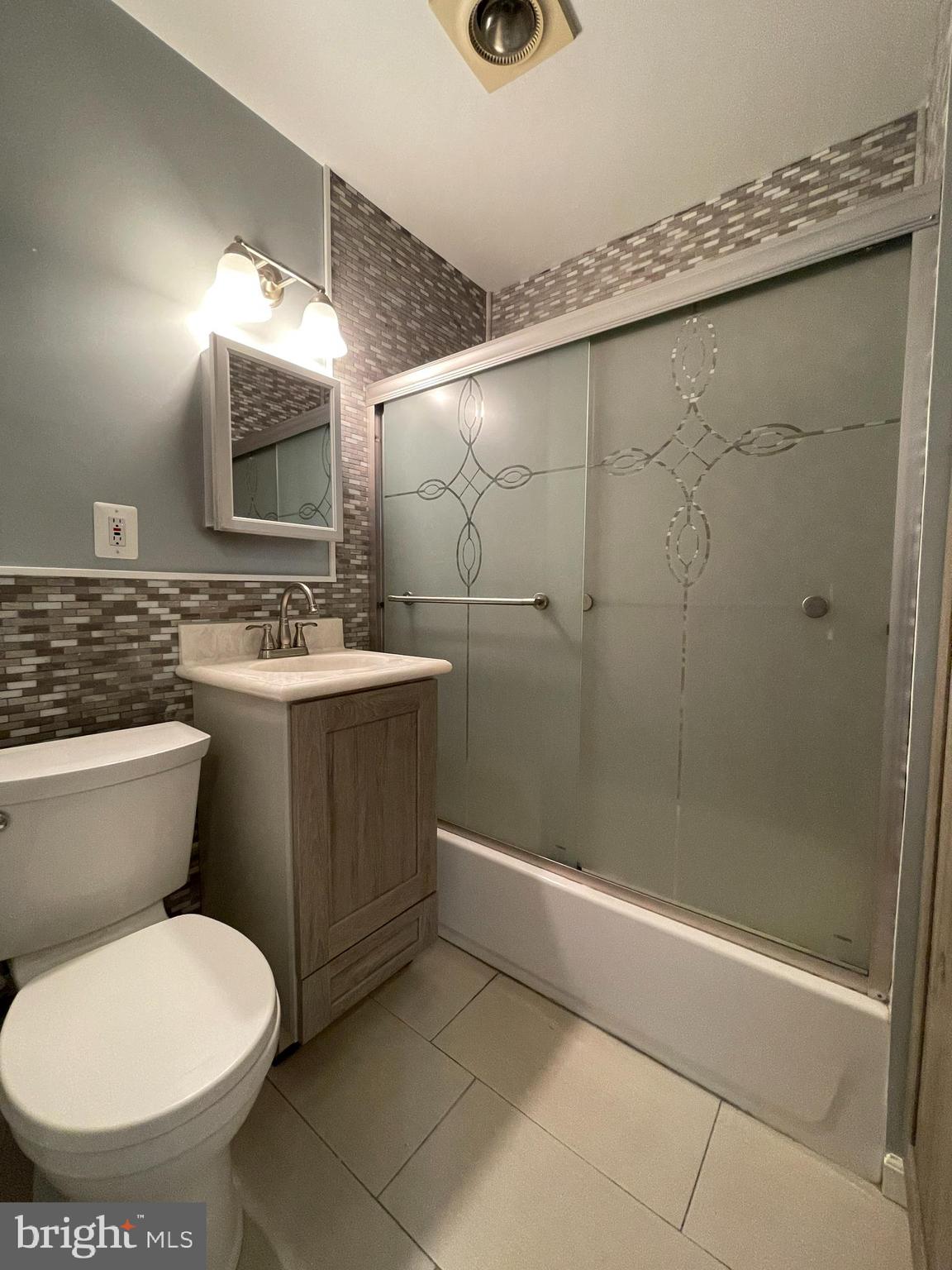 STONEYBROOK ESTATES - Residential Lease