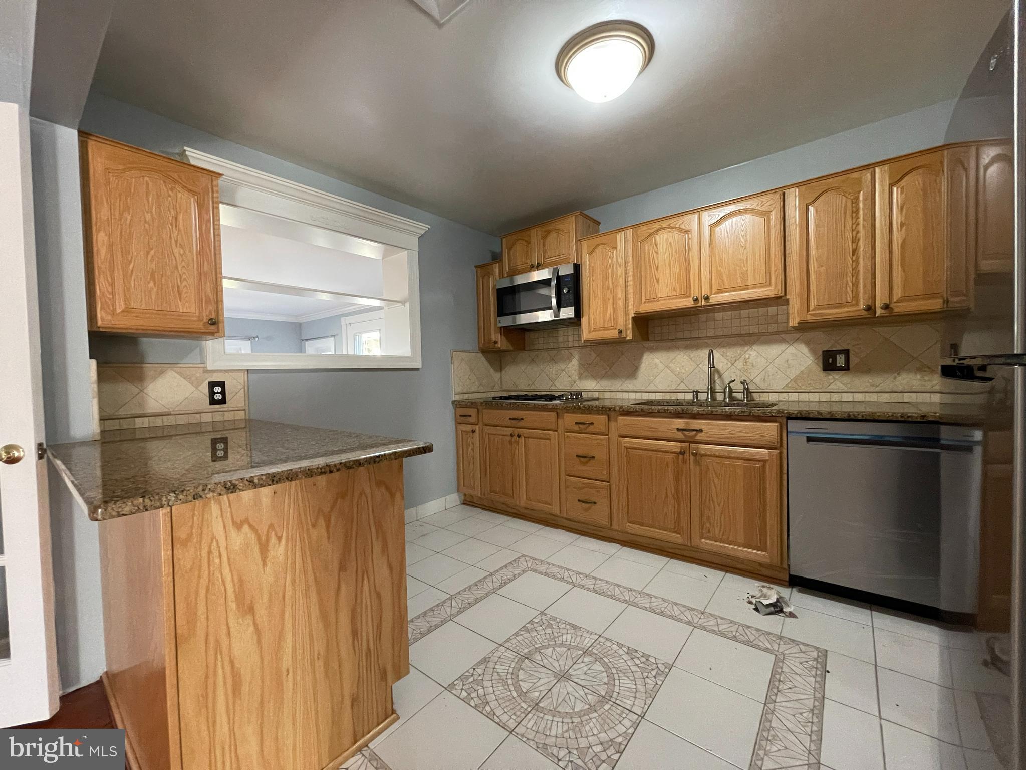 STONEYBROOK ESTATES - Residential Lease