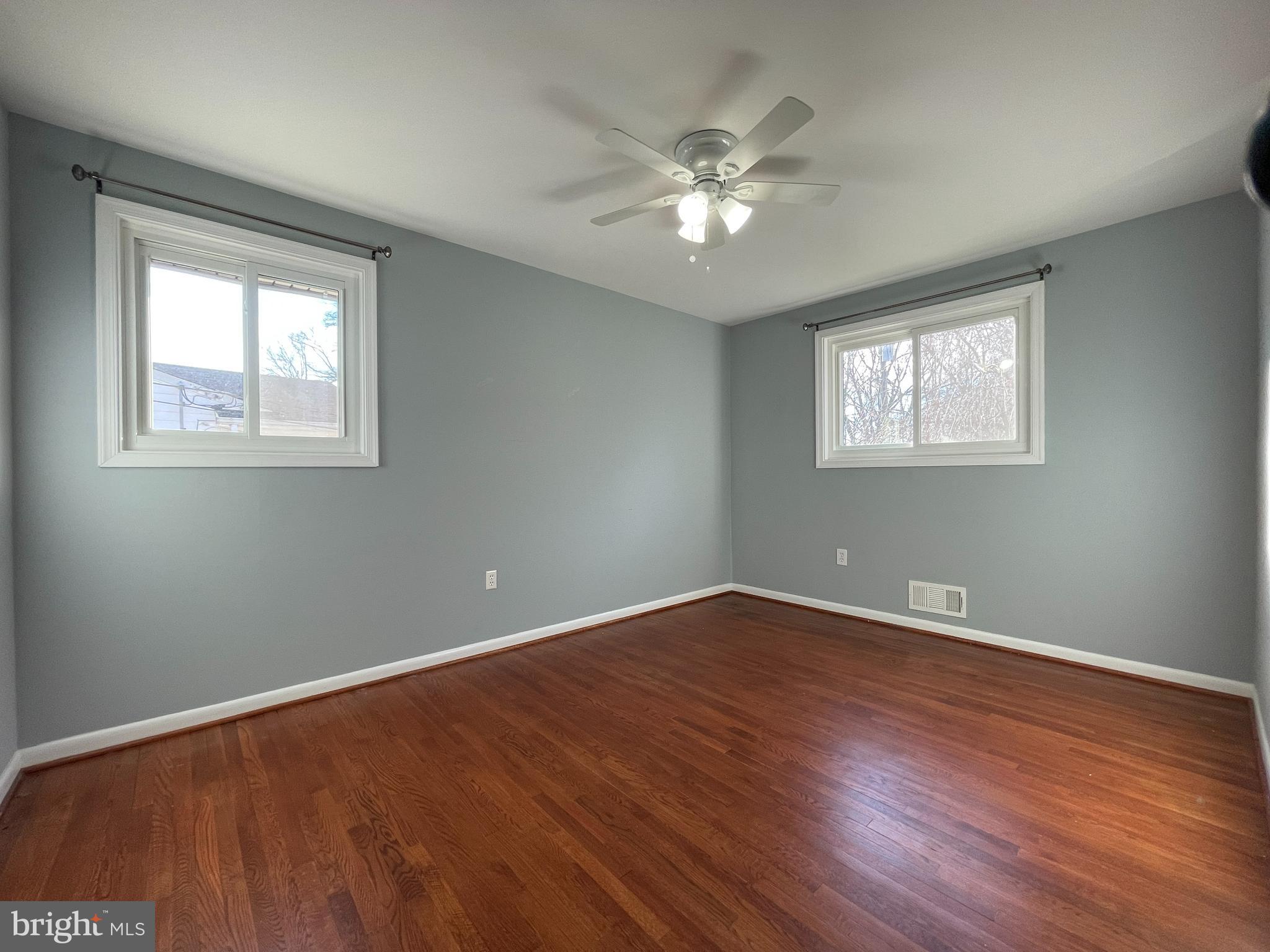 STONEYBROOK ESTATES - Residential Lease