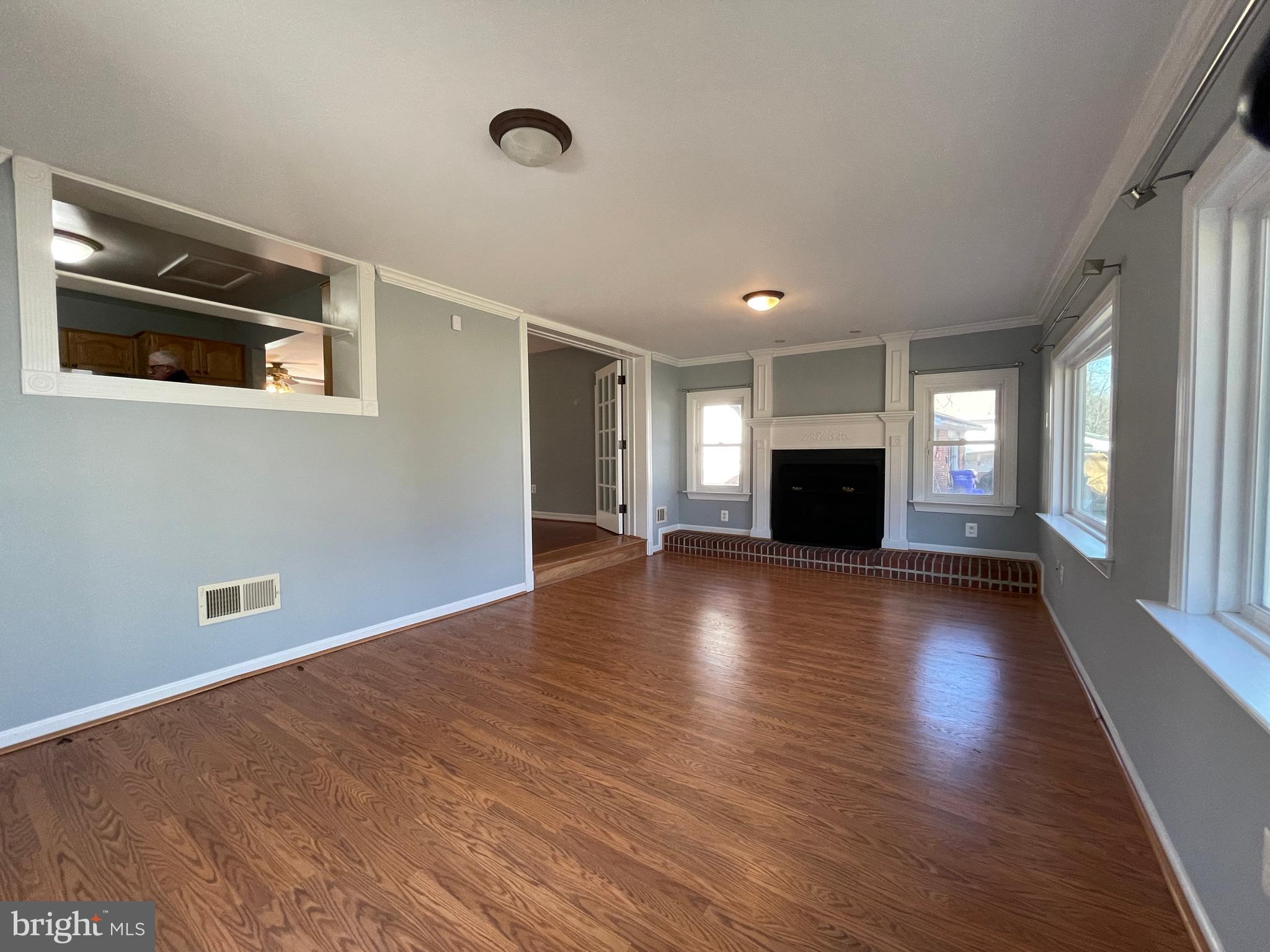 STONEYBROOK ESTATES - Residential Lease