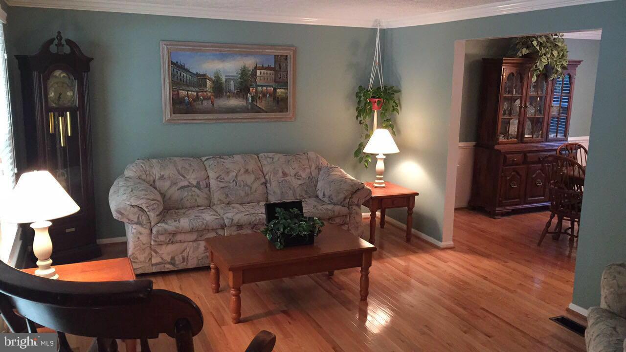 MIDDLE VALLEY - Residential