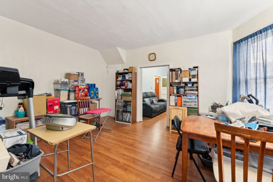 OLNEY - Residential
