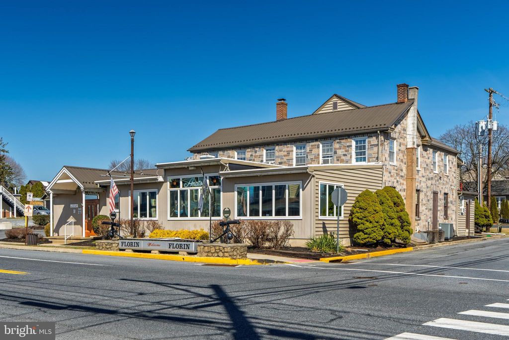 Photo of 905 W Main Street, MOUNT JOY, PA 17552 (MLS # PALA2065598)