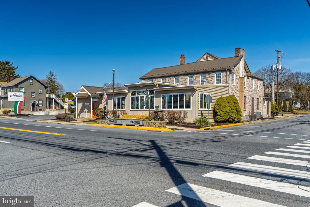 Photo of 905 W Main Street, MOUNT JOY, PA 17552 (MLS # PALA2065598)