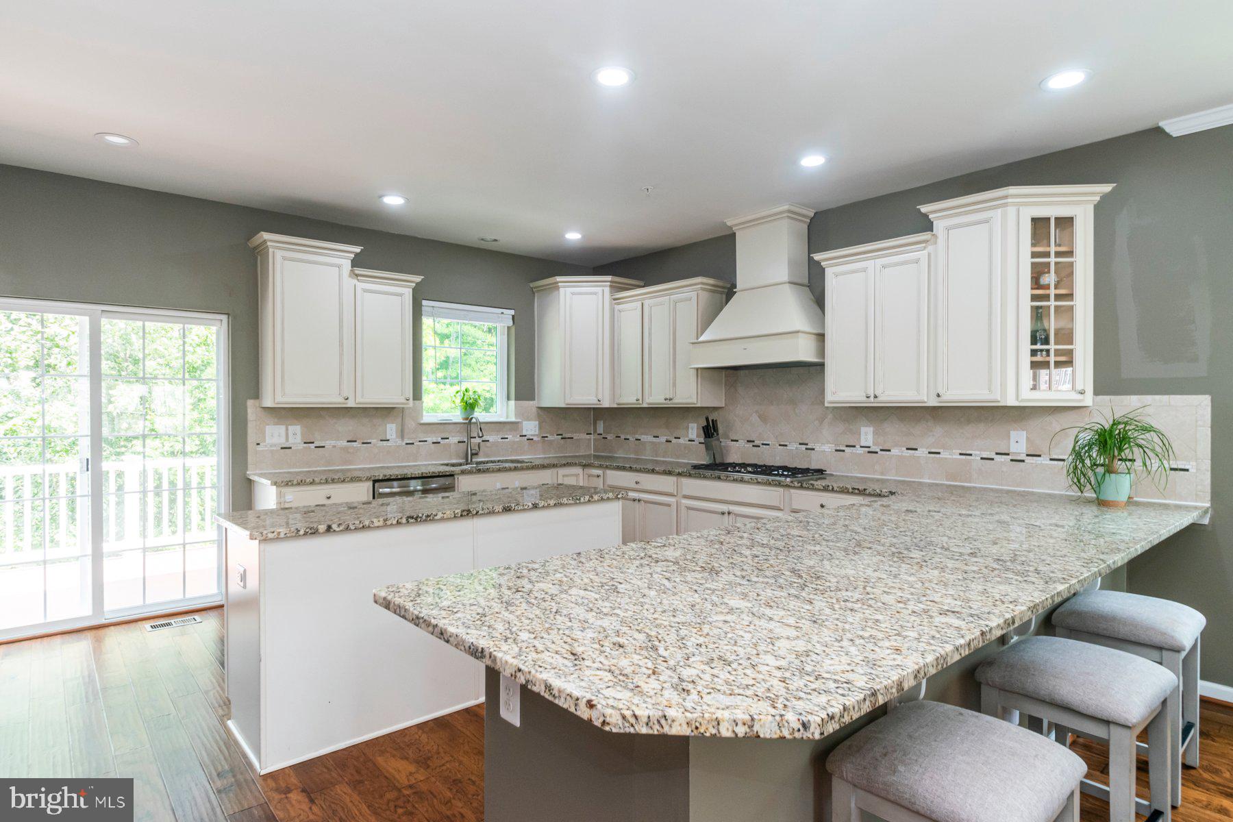 634 BRACEY DRIVE