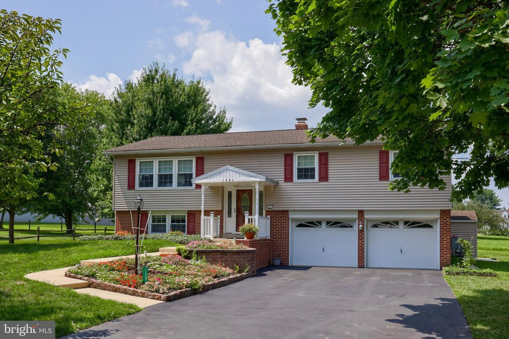 Photo of 1286 Martin Street, East Earl, PA 17519 (MLS # PALA2054518)