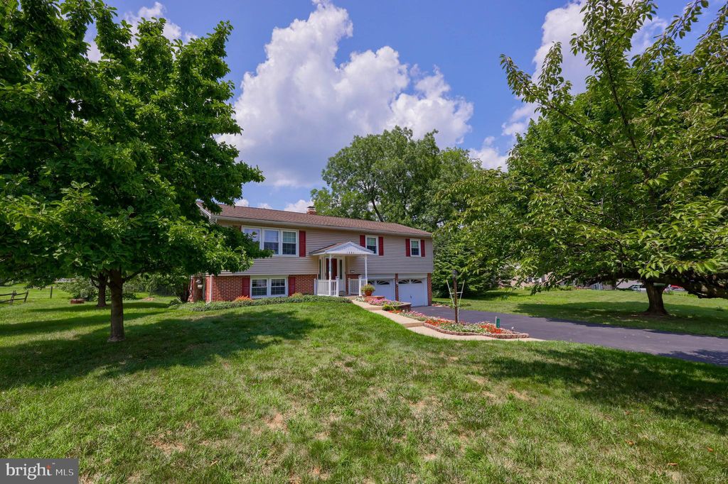 Photo of 1286 Martin Street, East Earl, PA 17519 (MLS # PALA2054518)