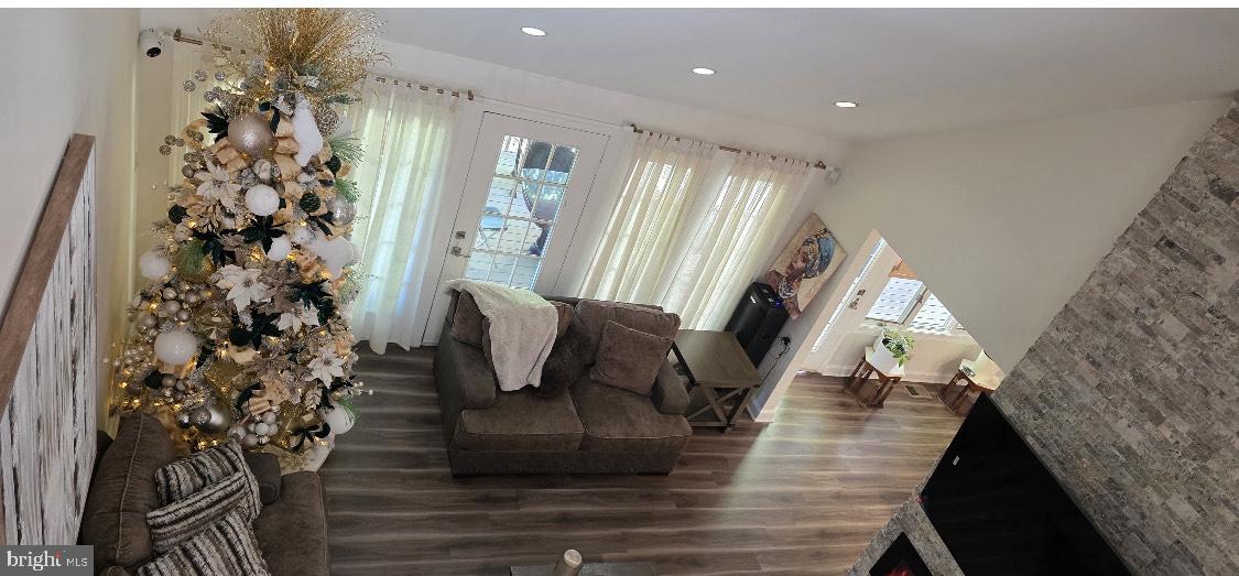 TALL TREES - Residential